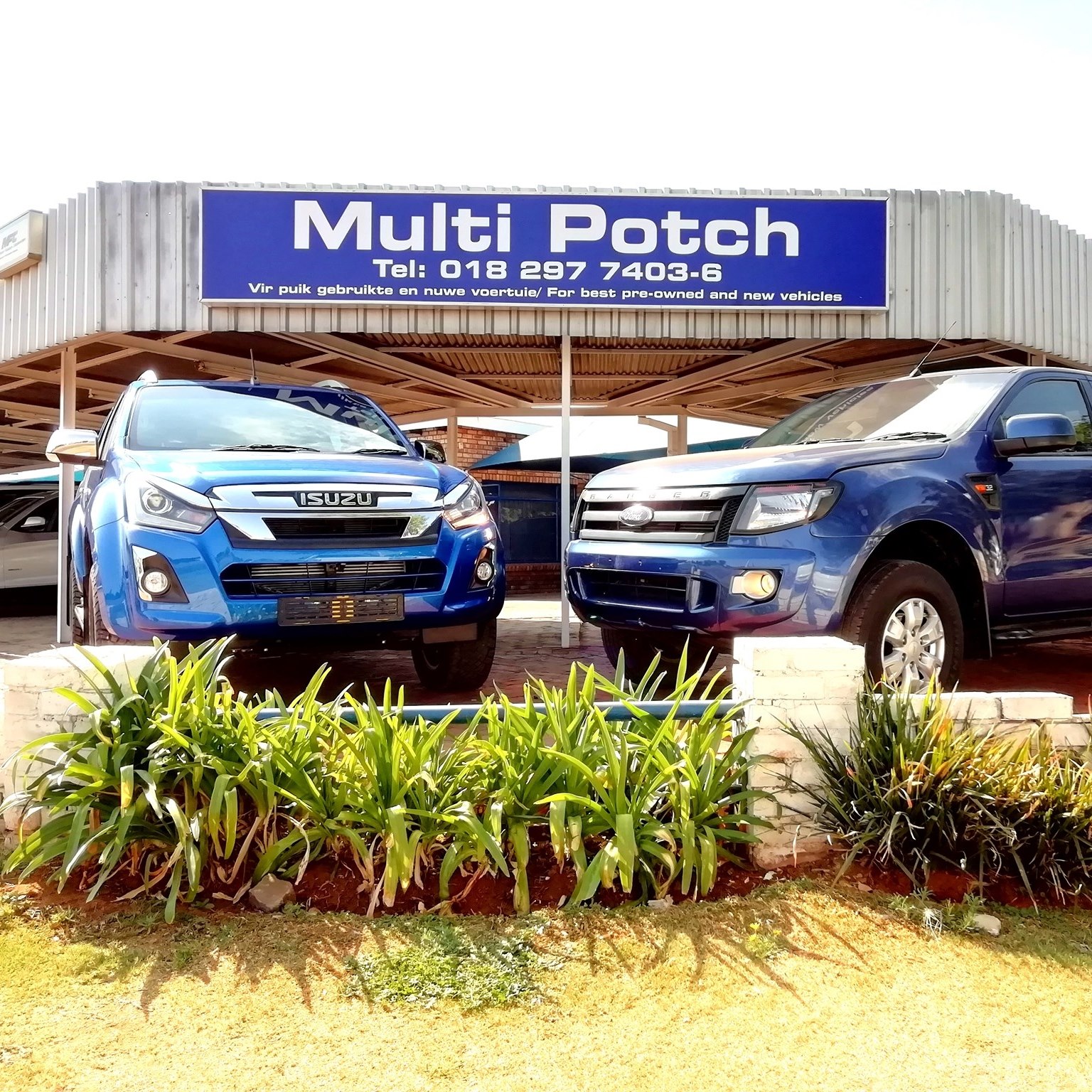Multi Potch - The 2013 Peugeot 208 GTI in blue is proper... | Facebook