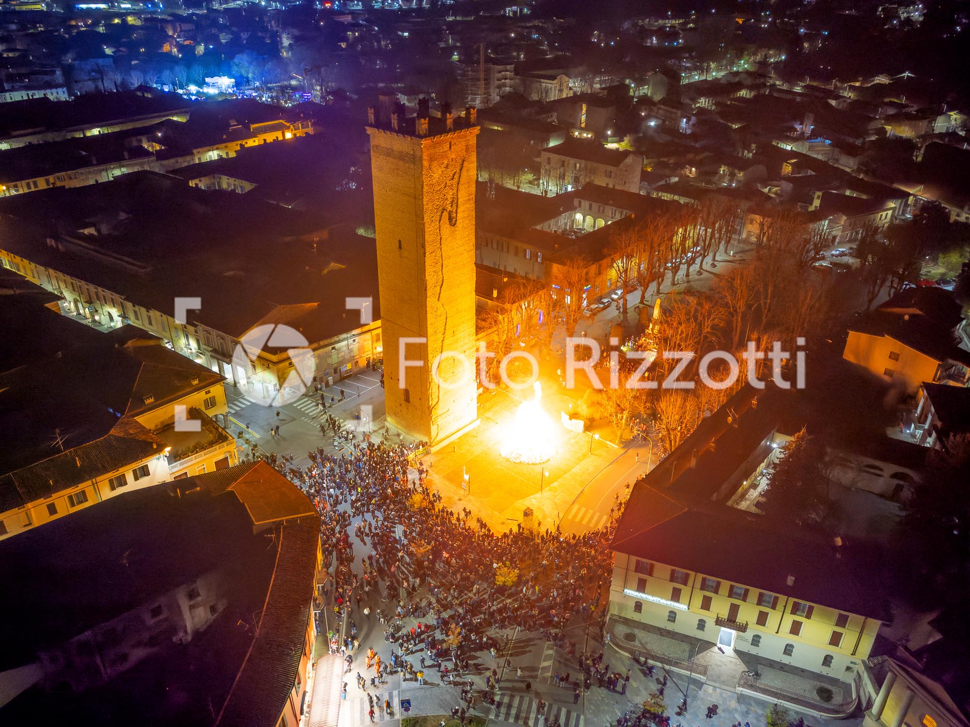 Carissimi Castelleonesi... - Foto Rizzotti di Rizzotti Matteo | Facebook