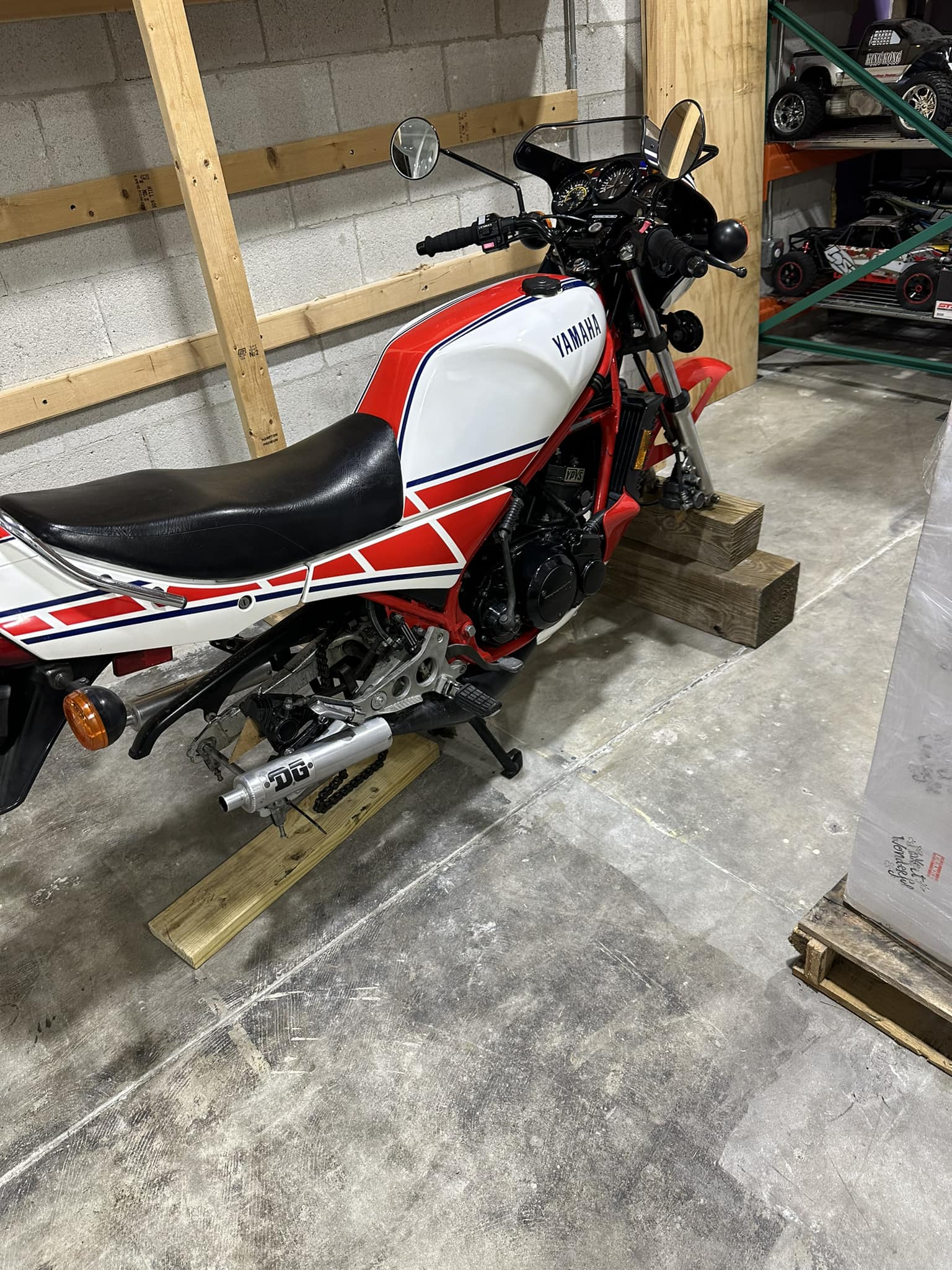 What are the best pipes for a 1985 Yamaha RZ 350?