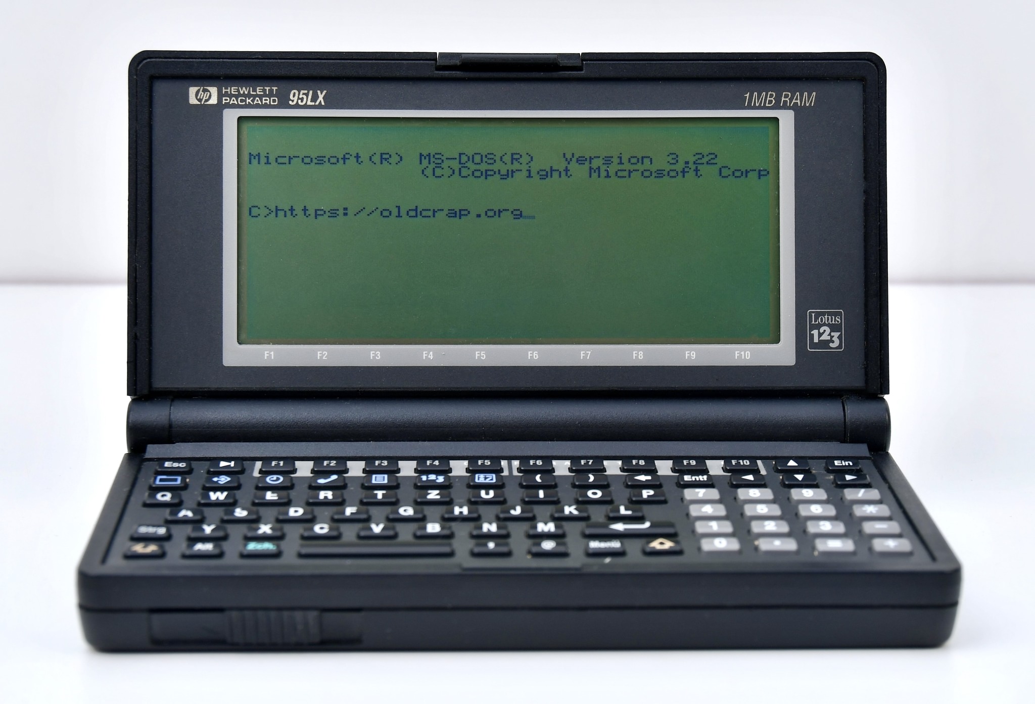 HP 200LX Palmtop PC with 2MB RAM for Sale - $150 USD / 2,500 MXN