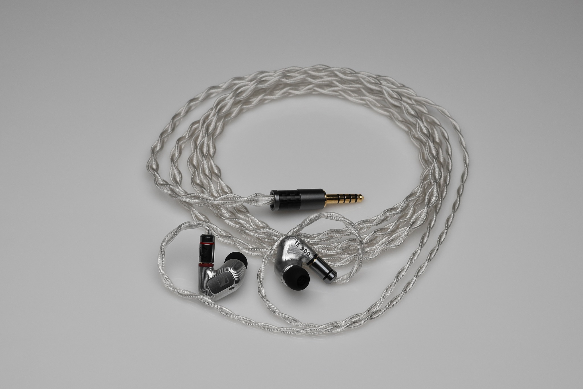 Some macro shots of the Brise Audio Bsep for IE900, such a