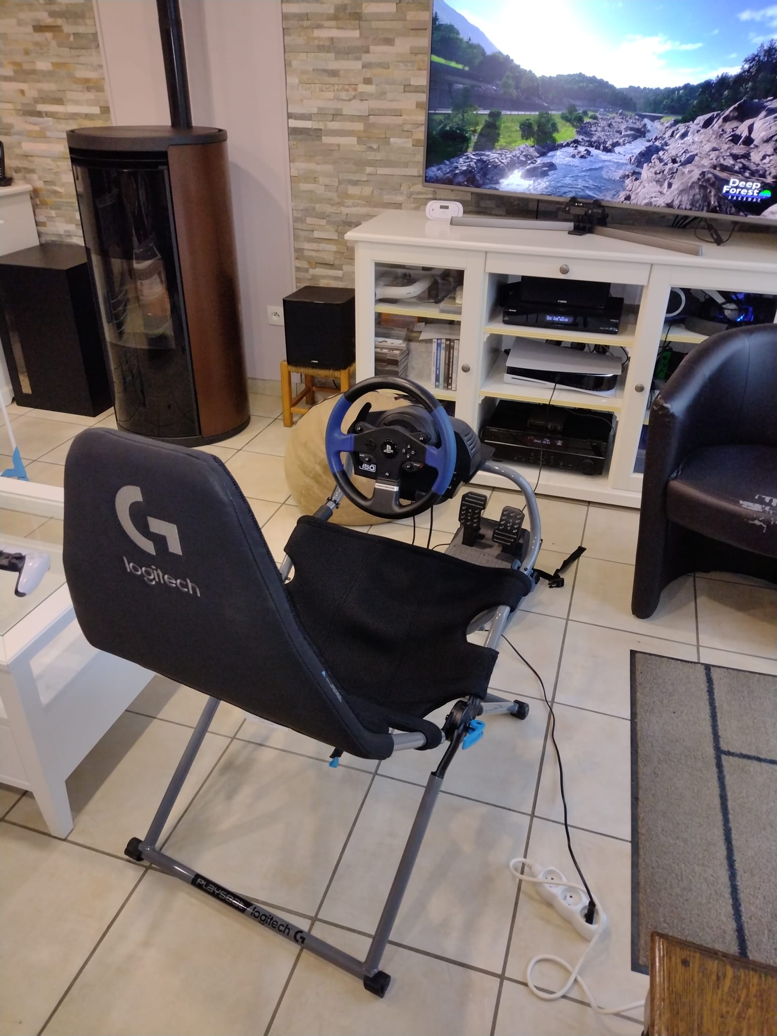 Holy crap how good it turned out! Thrustmaster T300 RS GT and 