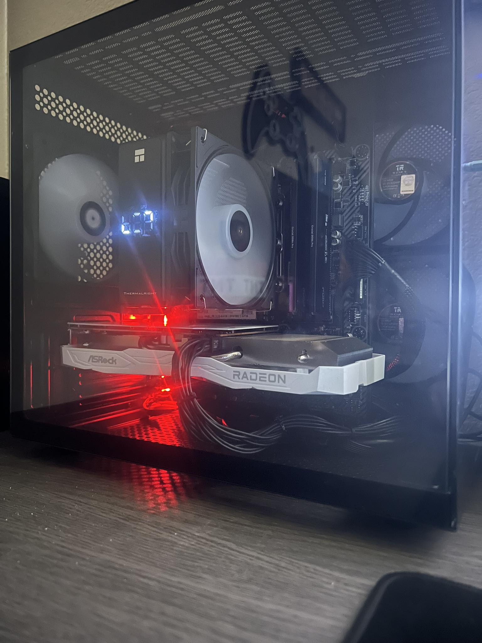 Will an i7-8700 bottleneck an RX 6600 XT GPU and what CPU should I
