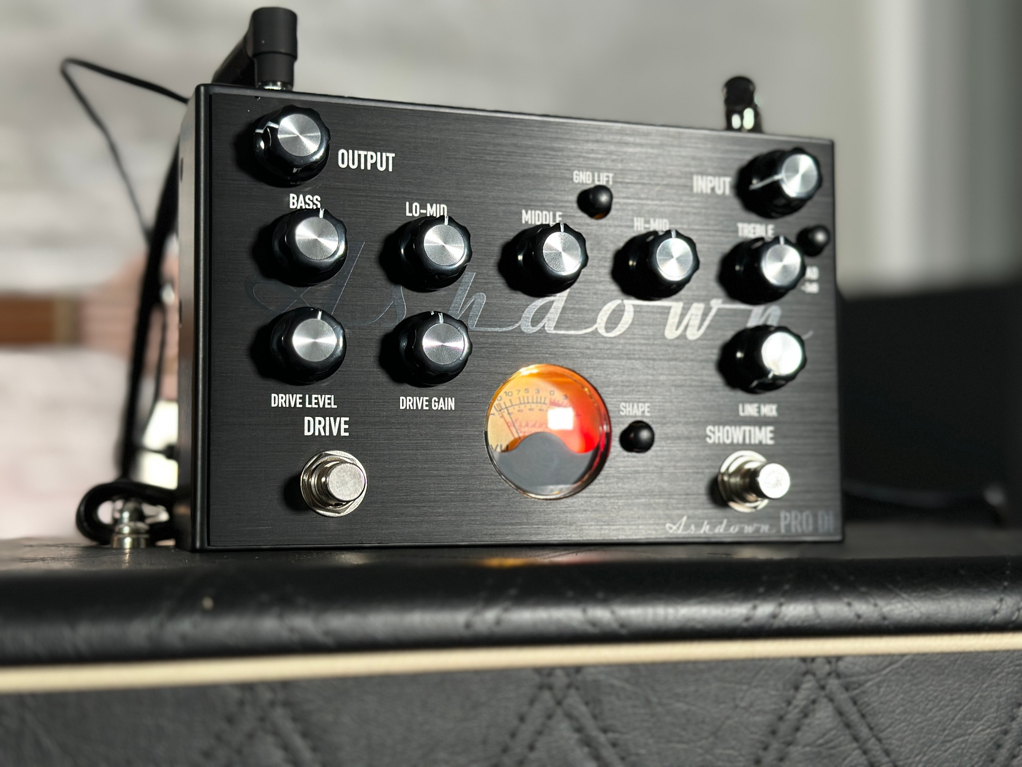 The Ashdown Pro-FX Sub Harmonic Generator - a simple, 9v sub