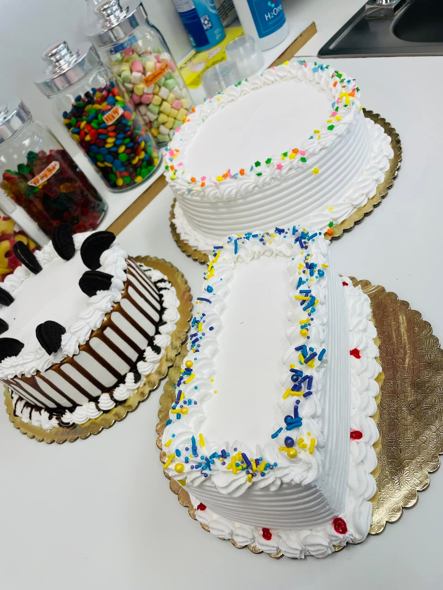 Choice Berry - ice cream cakes order your cake at choice...