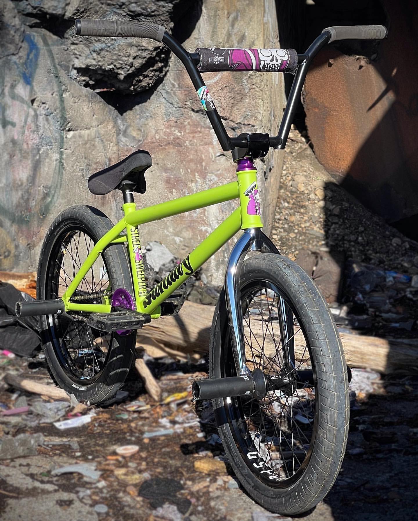 thejakeseeley's freshly built Matte Kiwi Street Sweeper setup