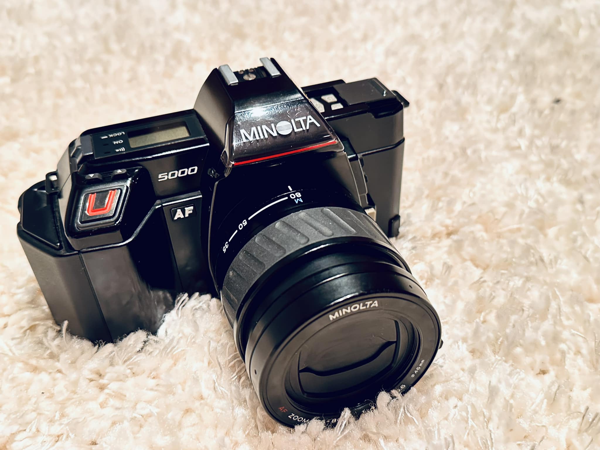 Minolta 7000 AF gold version serial numbers and production