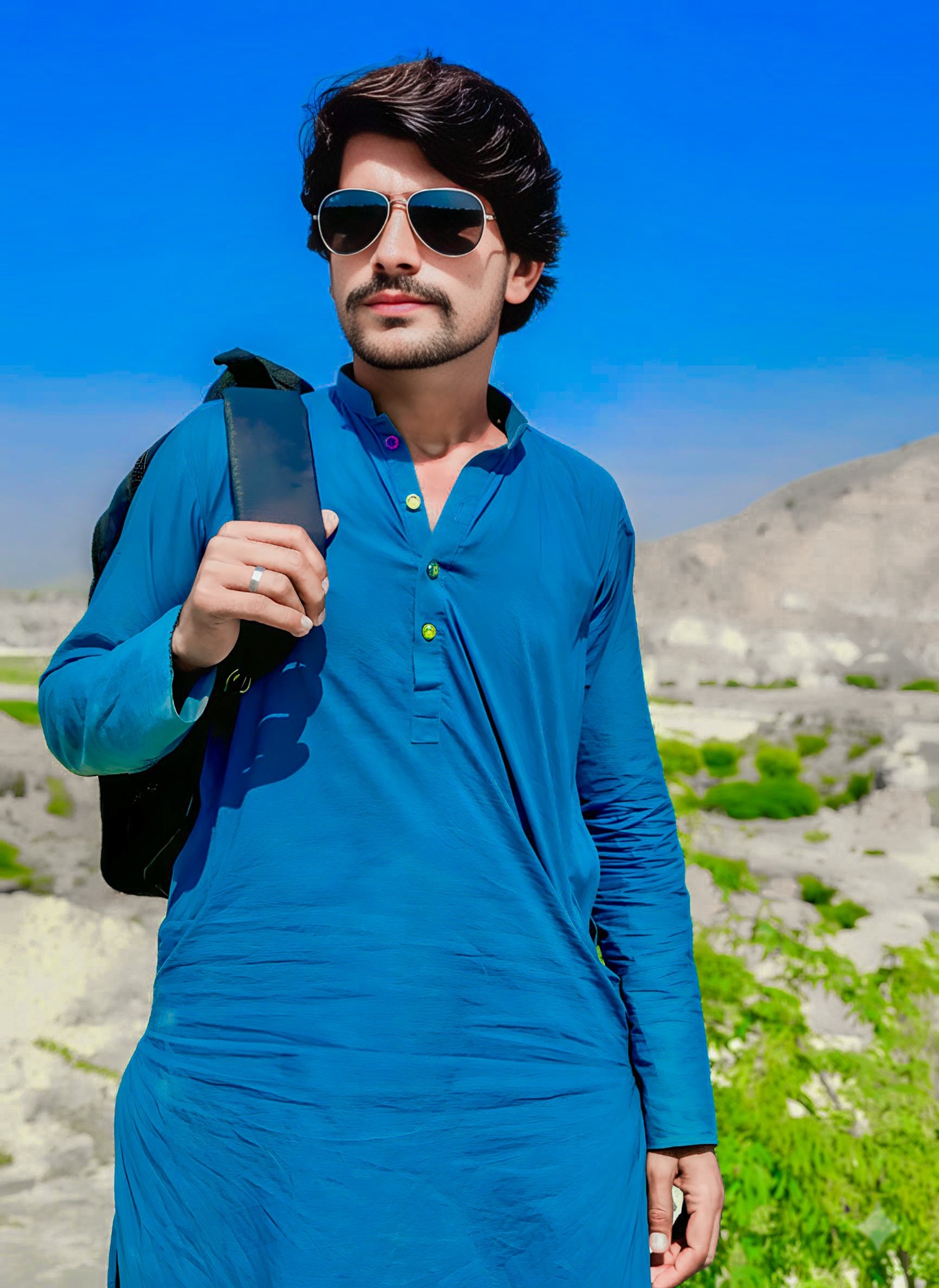 Singer Tariq Sajan
