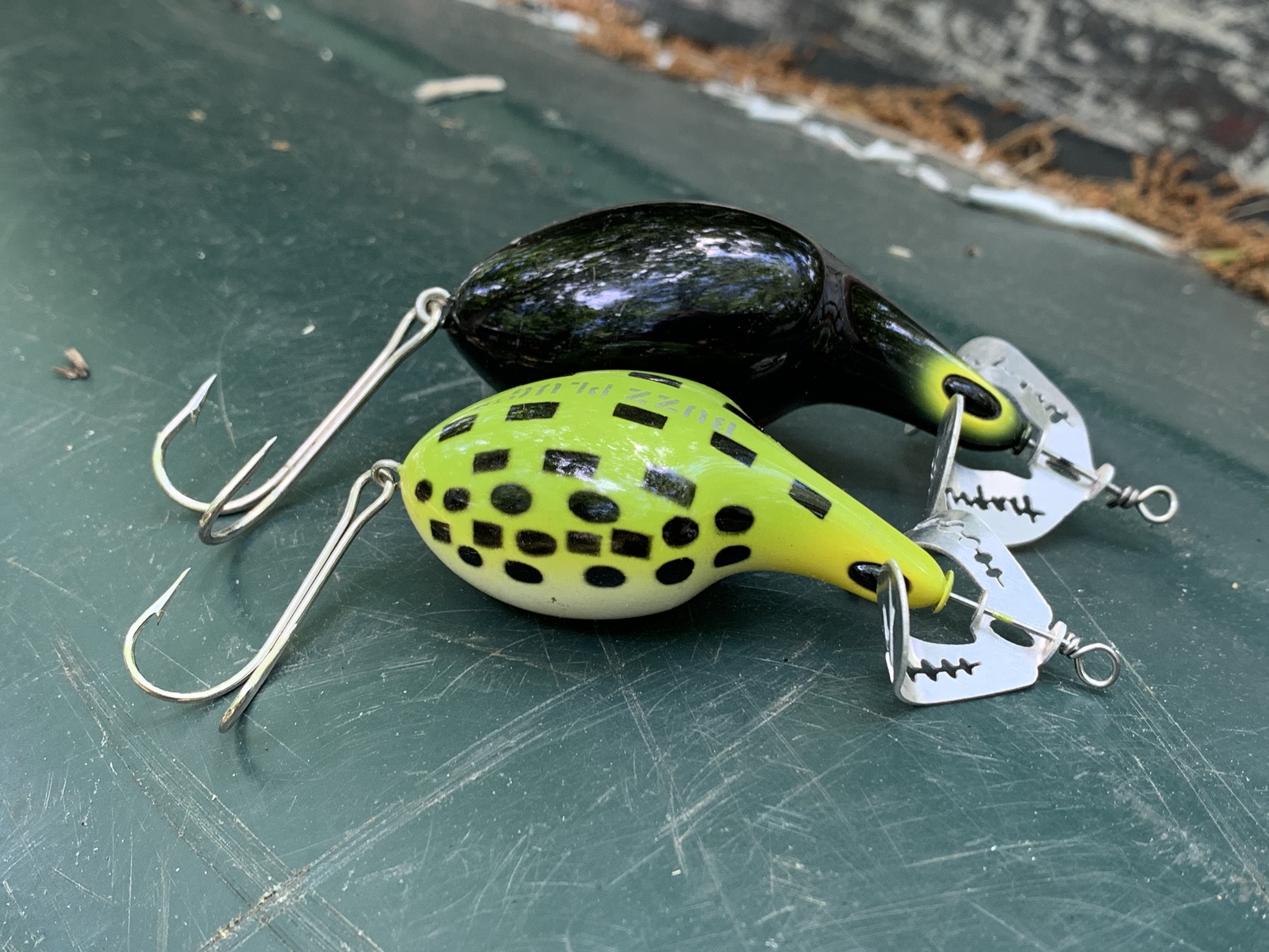 buzz plug fishing lure Arbogast Frog White Belly All methods will catch fish. Deps Bass Lure Buzz Jet