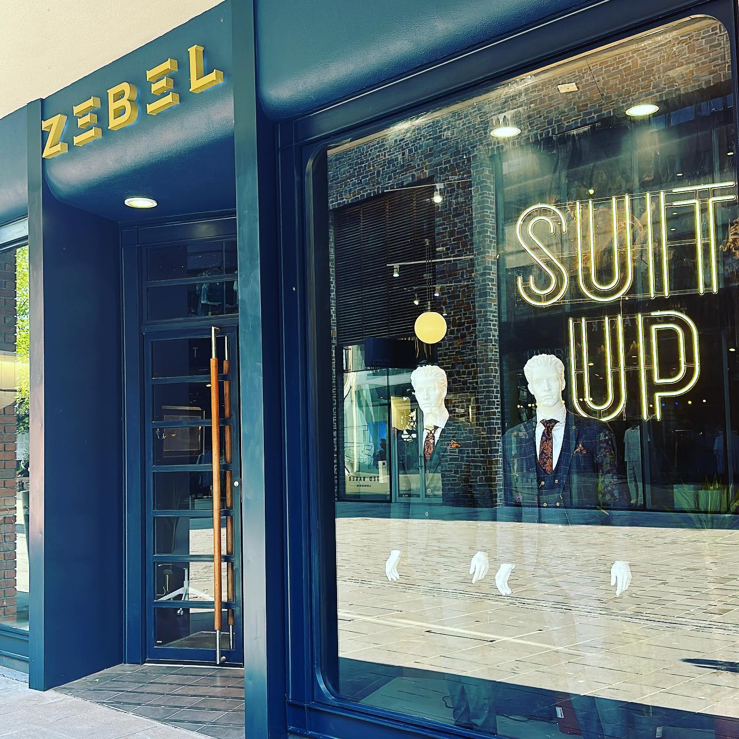 Zebel bespoke - Bristol… it’s time to Suit up! 10-6... | Facebook