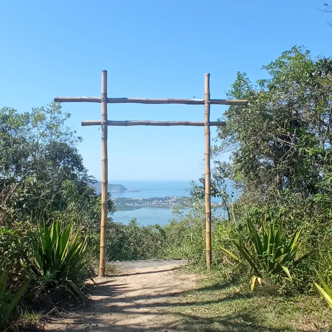 Na cultura... - Amigos do Morro do Santo Inácio e Parnit