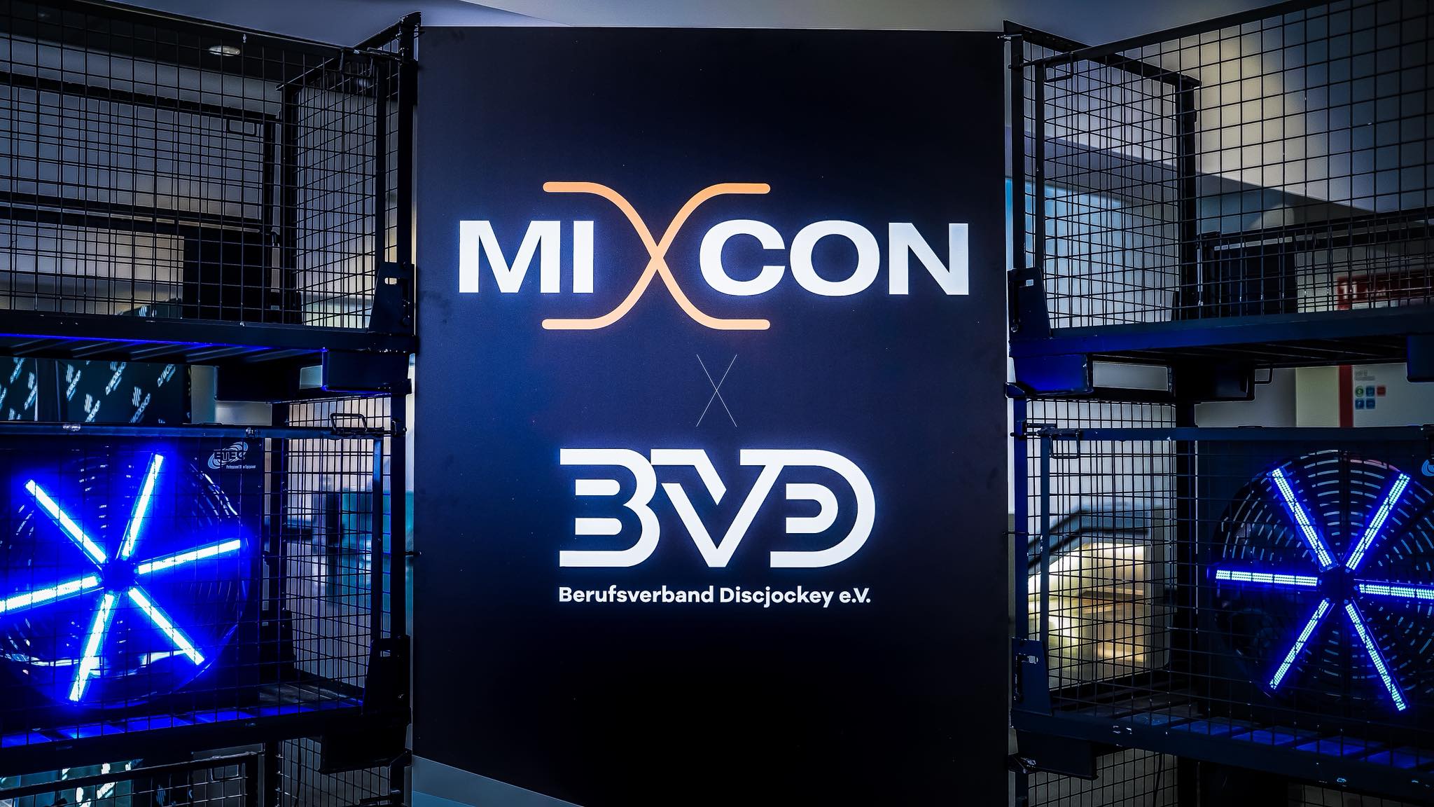MIXCON