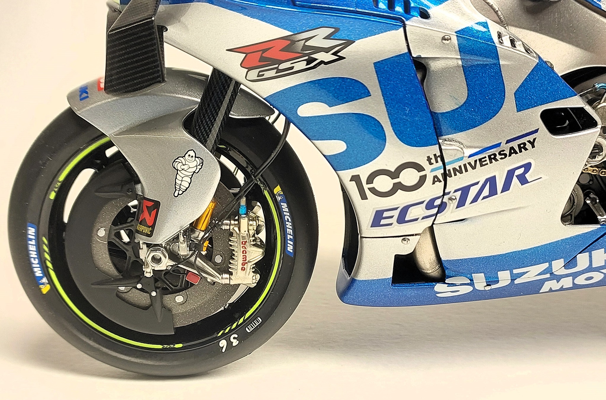 Suzuki GSX-RR 20 Tamiya model in 1/12 scale with custom details