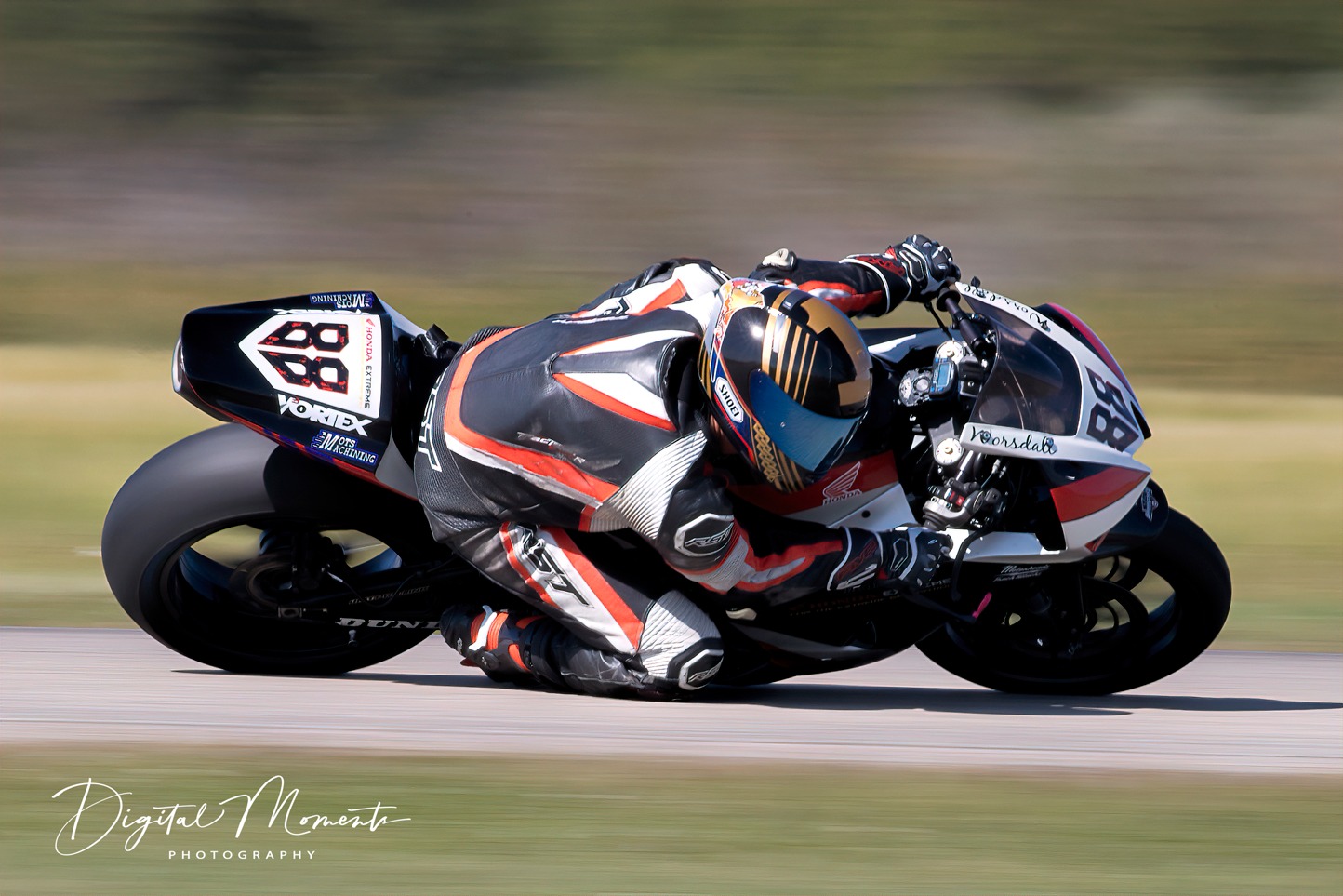 Konica Hexanon 400mm f4.5 lens test at race track