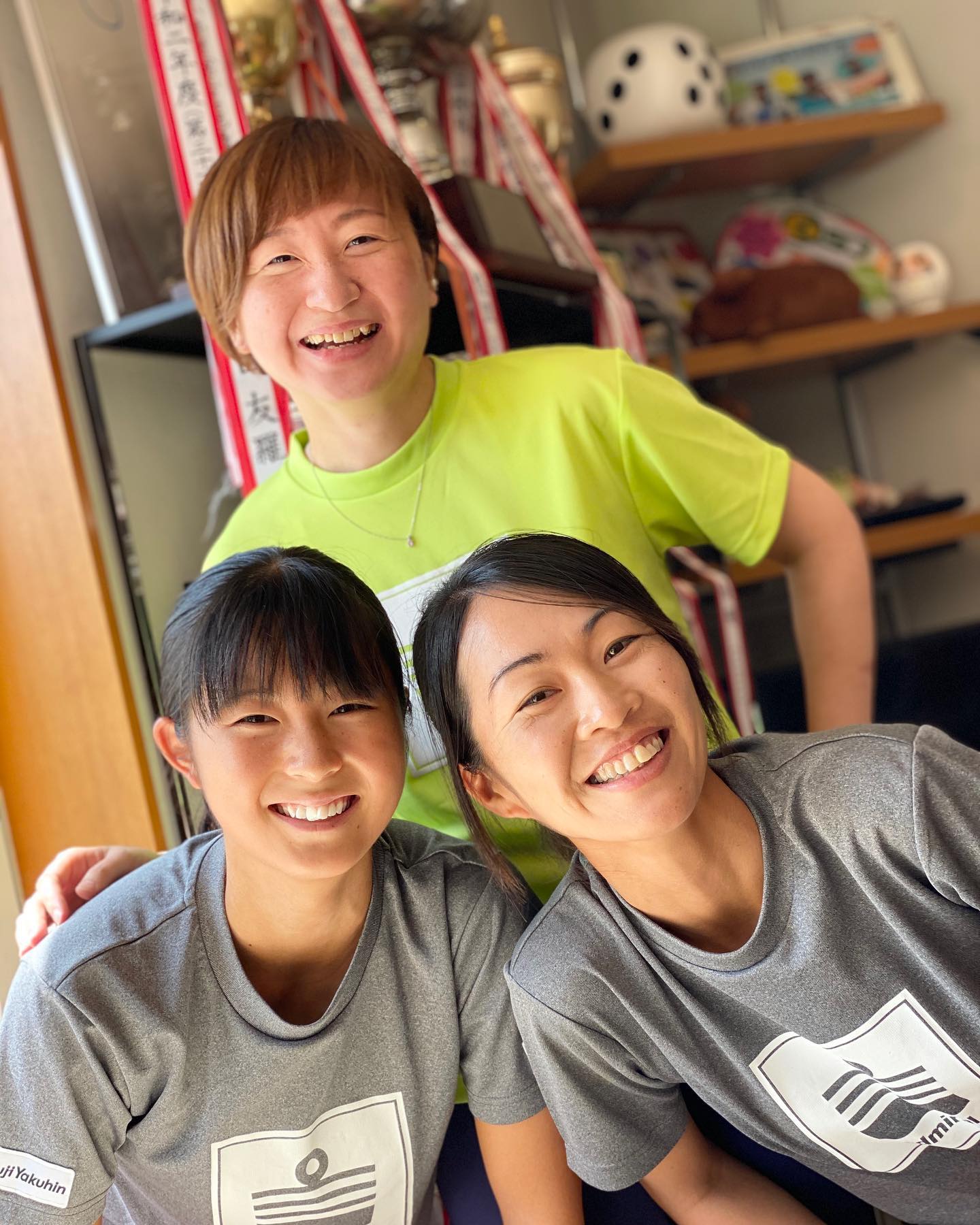 佐藤 久真莉 お揃いでパシャ テニス テニス女子 テニスウェア プロテニスプレイヤー スポーツ スポーツ ウェア スポーツ女子 武内総合会計 富士薬品 アドミラルアスレ 吉田歯科クリニック ヨネックス Professionaltennis