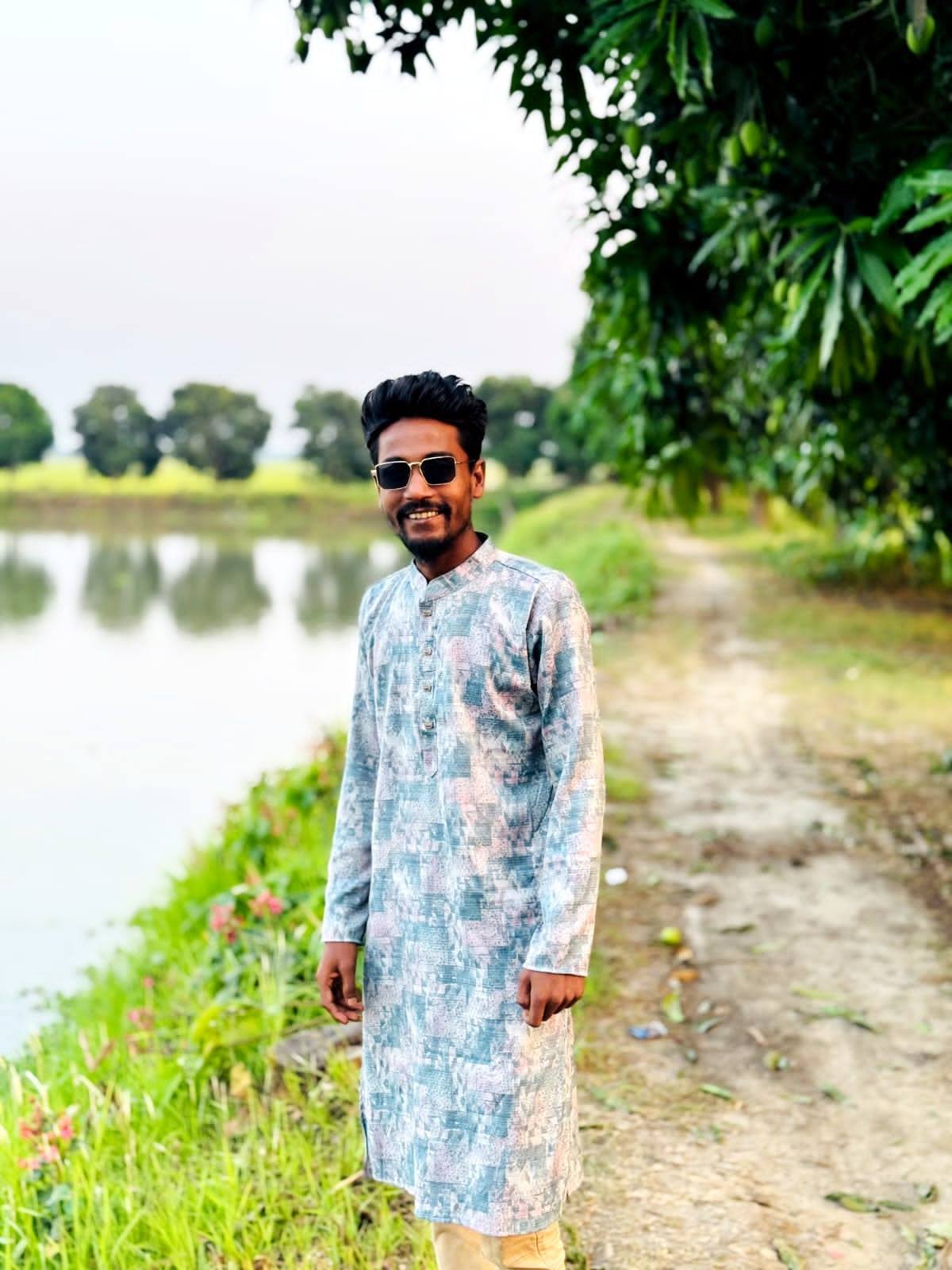 Md Roton Raj