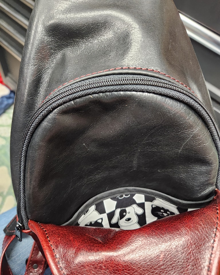 commissioning a custom red leather backpack Personalized Italian City - headphones and more Customizing my Leather Backpack 🎒