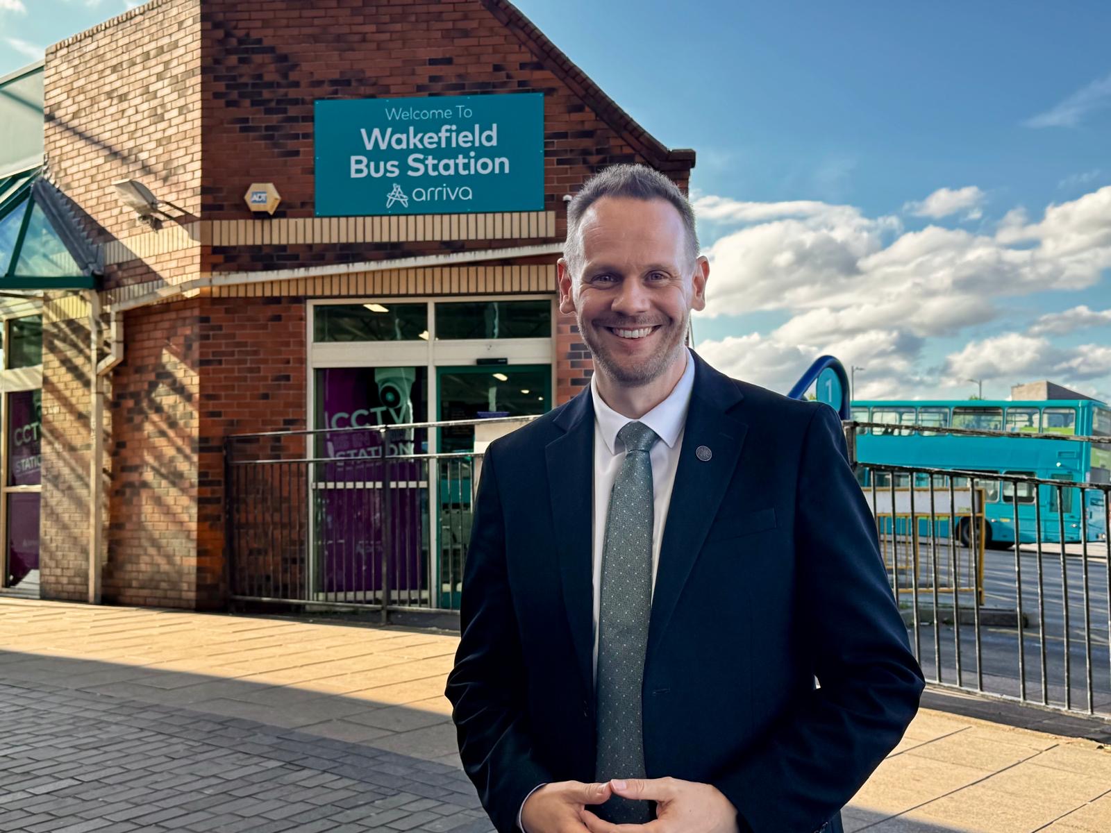 Simon - 🚨 𝐁𝐫𝐞𝐚𝐤𝐢𝐧𝐠 𝐍𝐞𝐰𝐬 – 𝐖𝐚𝐤𝐞𝐟𝐢𝐞𝐥𝐝 𝐢𝐬 𝐠𝐞𝐭𝐭𝐢𝐧𝐠 𝐚 𝐧𝐞𝐰 𝐛𝐮𝐬 𝐬𝐭𝐚𝐭𝐢𝐨𝐧!🚨 🚍 ...