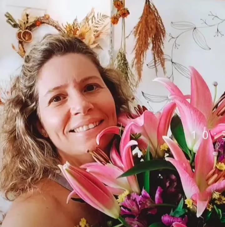 Orquídeas encantam, mas também despertam muitas dúvidas. 🌸 E essa ...