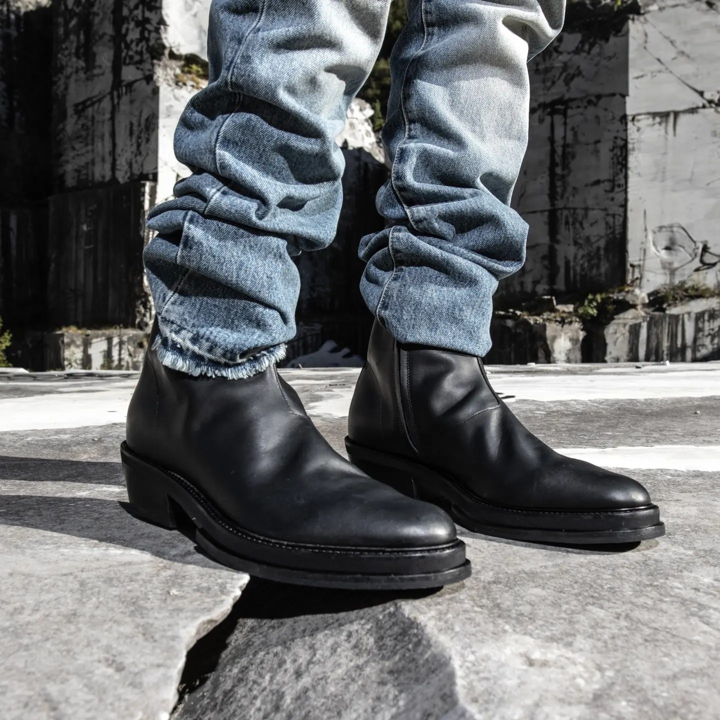 424 Shine Calf Boots Black, available on-line and in store now 