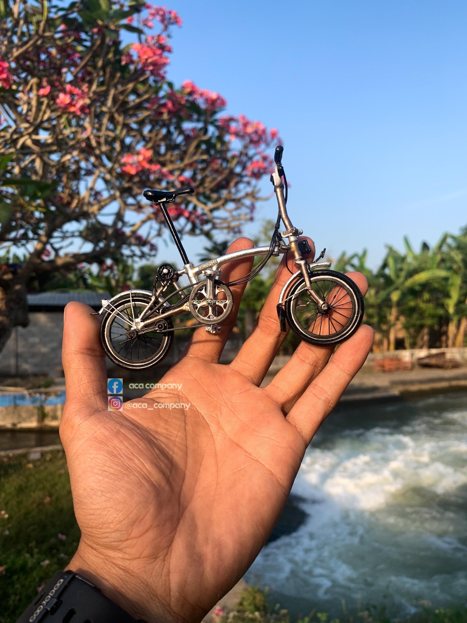 Custom miniature Brompton bike 🥳🎁 1/12 scale Handmade You can