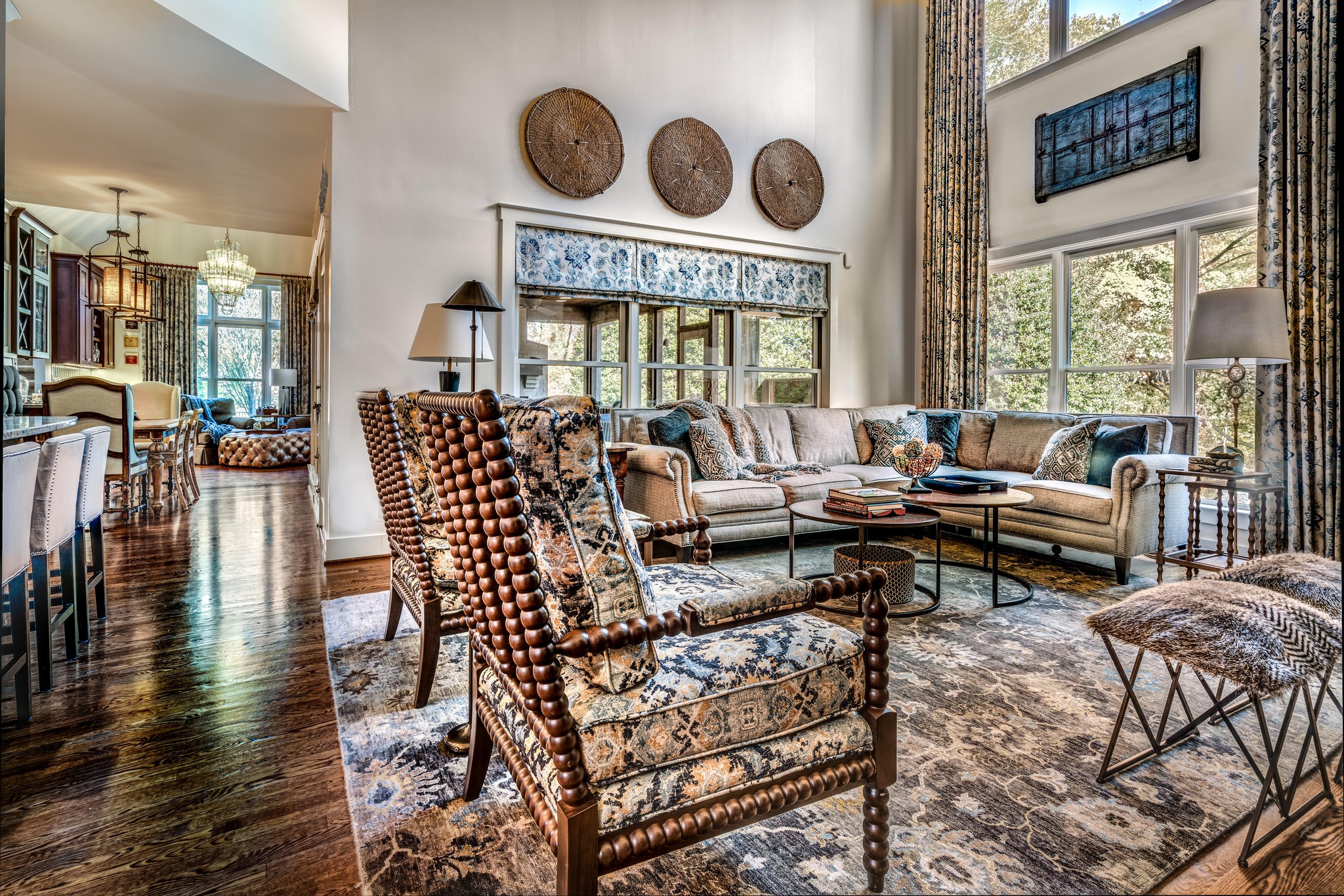 Manoirs... - Manoirs Nashville - The Designer's Resource