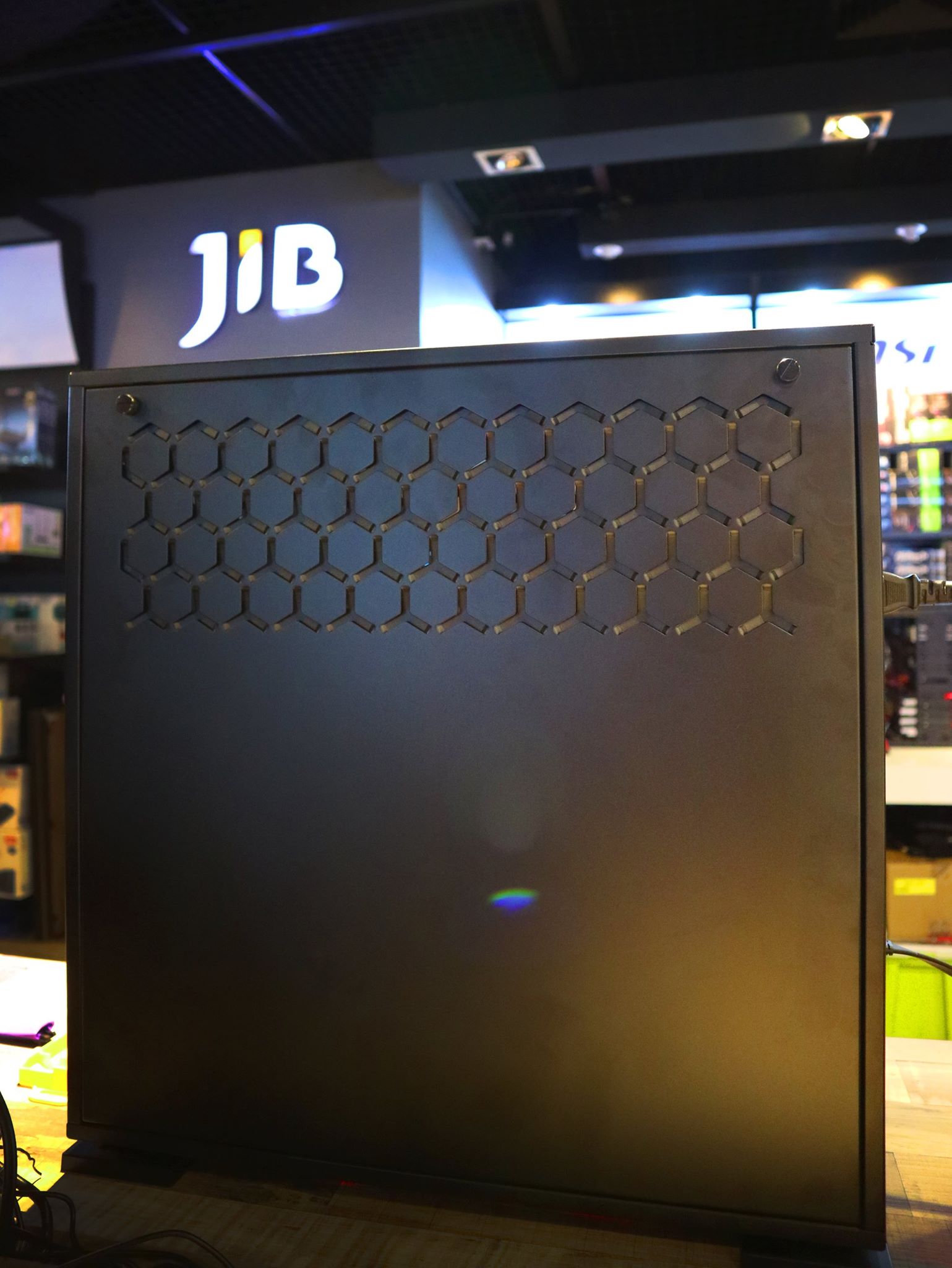 แนะนำ CASE ใหม่... - JIB Computer Group Imperialworldsamrong