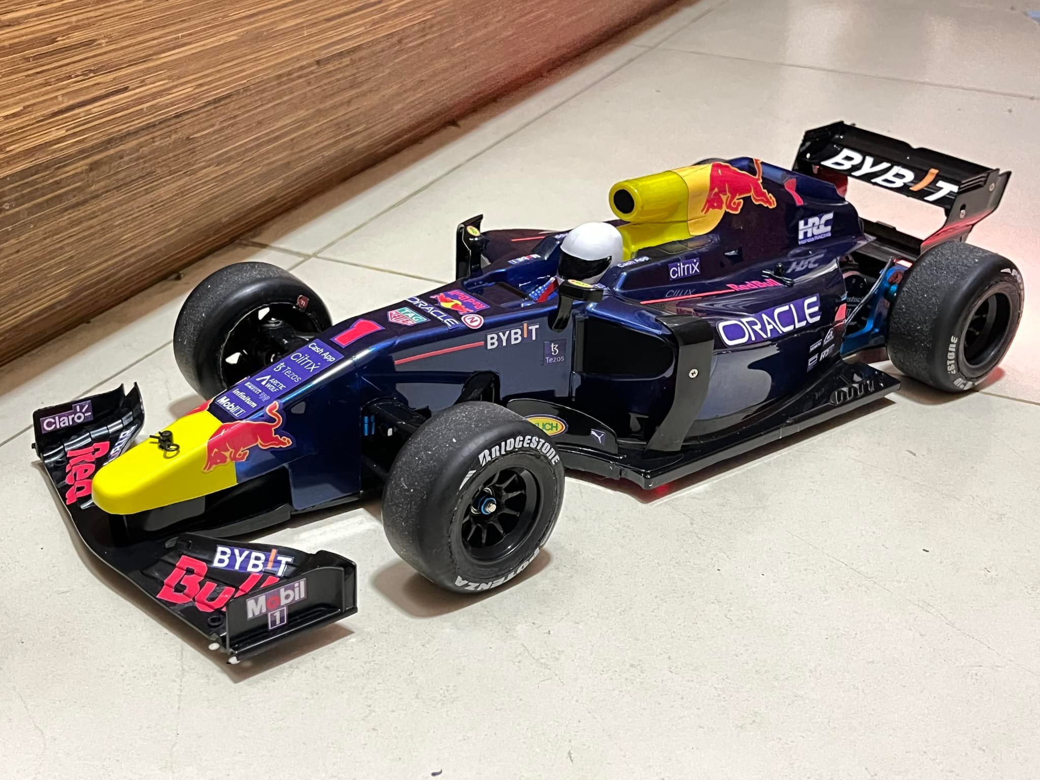 F104 Redbull ready to race 😀