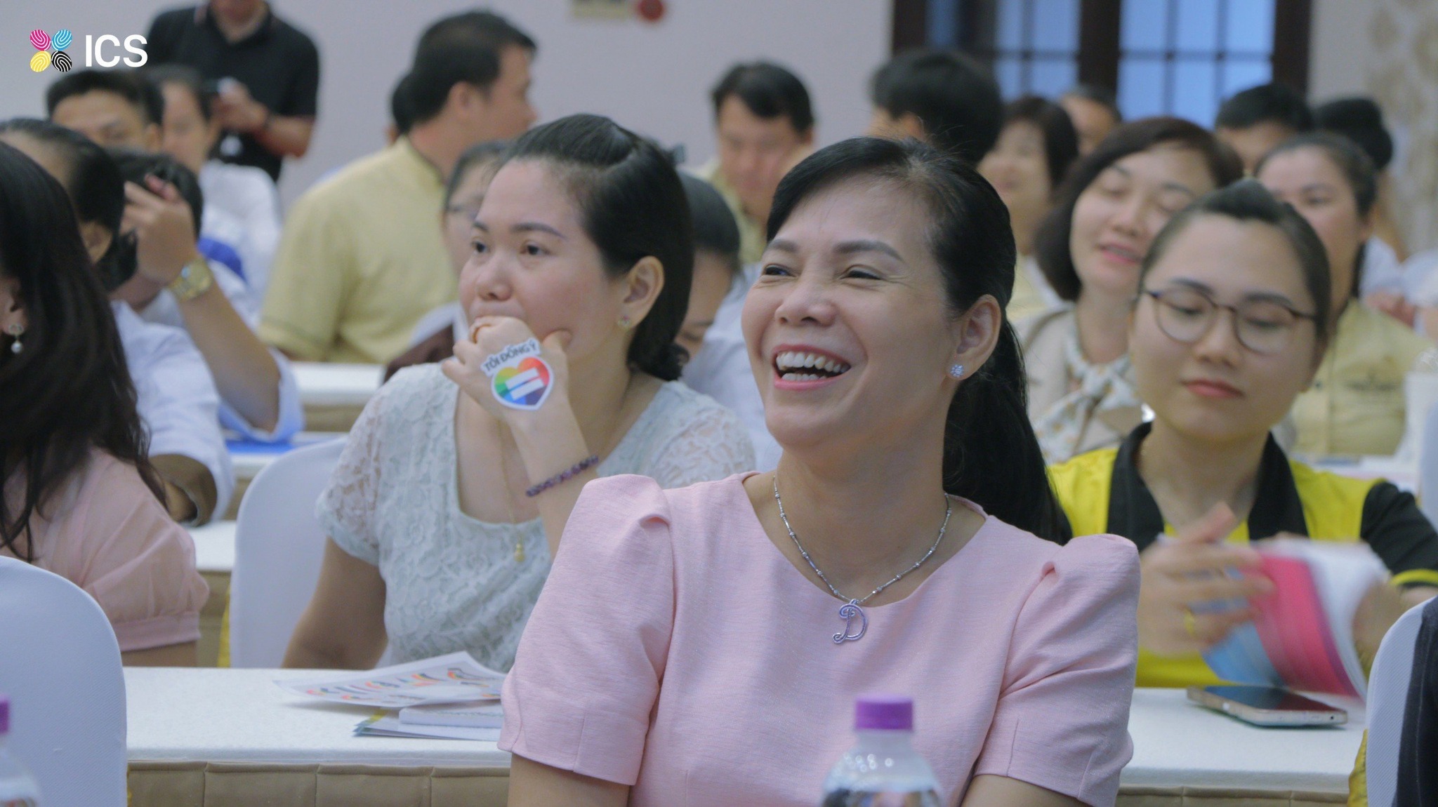 ICS Center - CÁN BỘ, NHÂN VIÊN DI TÍCH DINH ĐỘC LẬP CÙNG... | Facebook