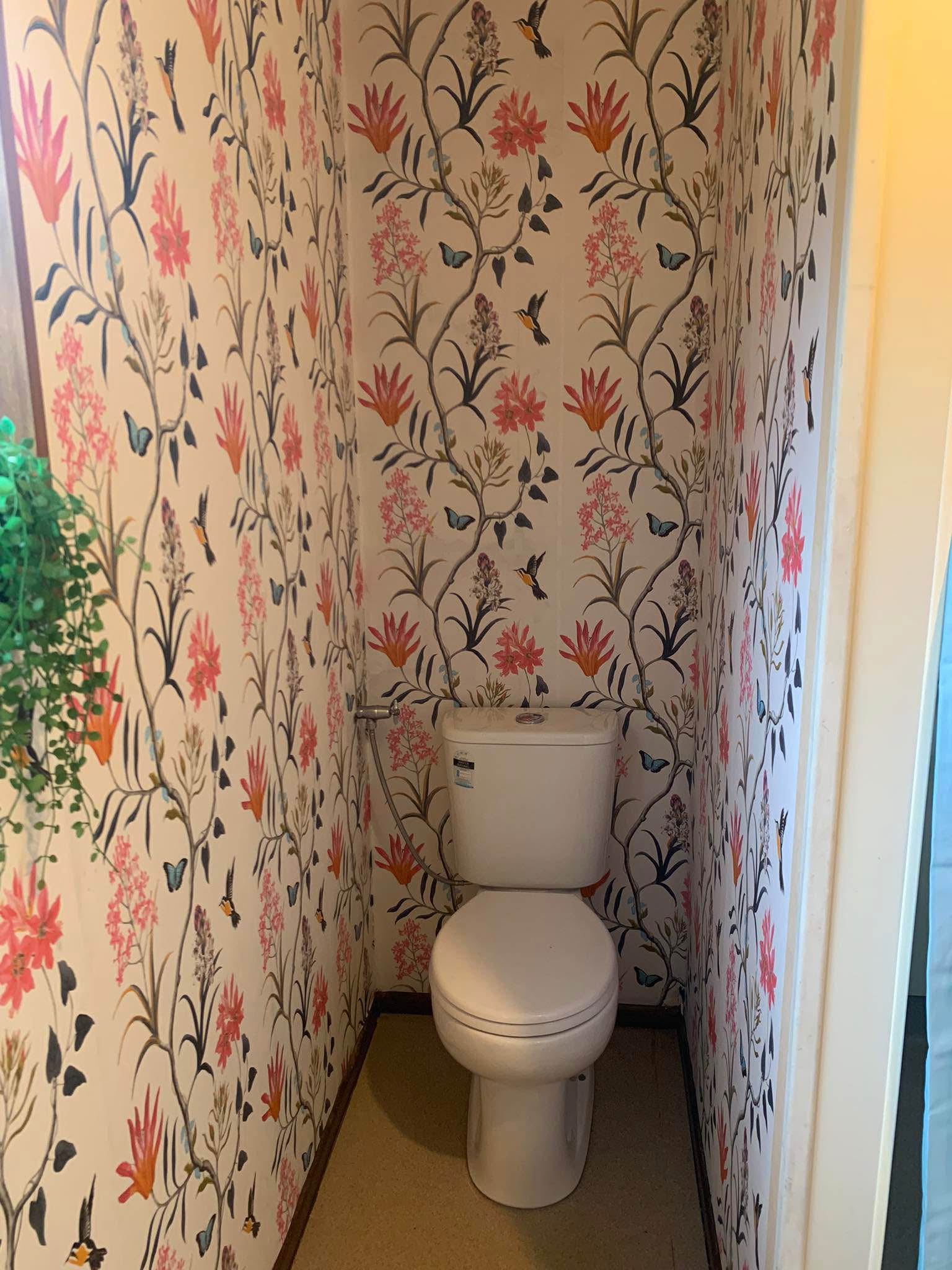 Instant makeover for ugly walls – try vinyl self-adhesive rolls ...