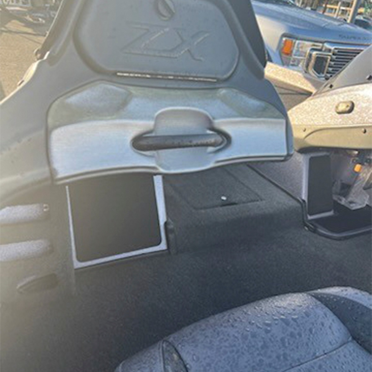 秋山 NEW FEATURE!! A BOAT FOR THE FISH YOU'VE YET TO CATCH!! 🔴 2014