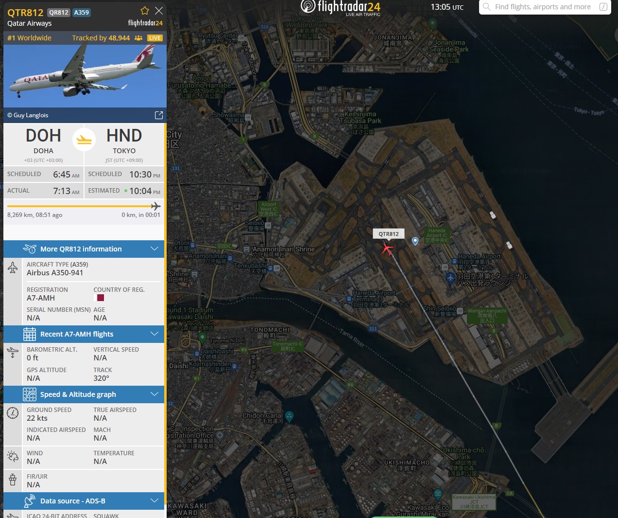 What caused the Tokyo airport collision between JAL and Japan