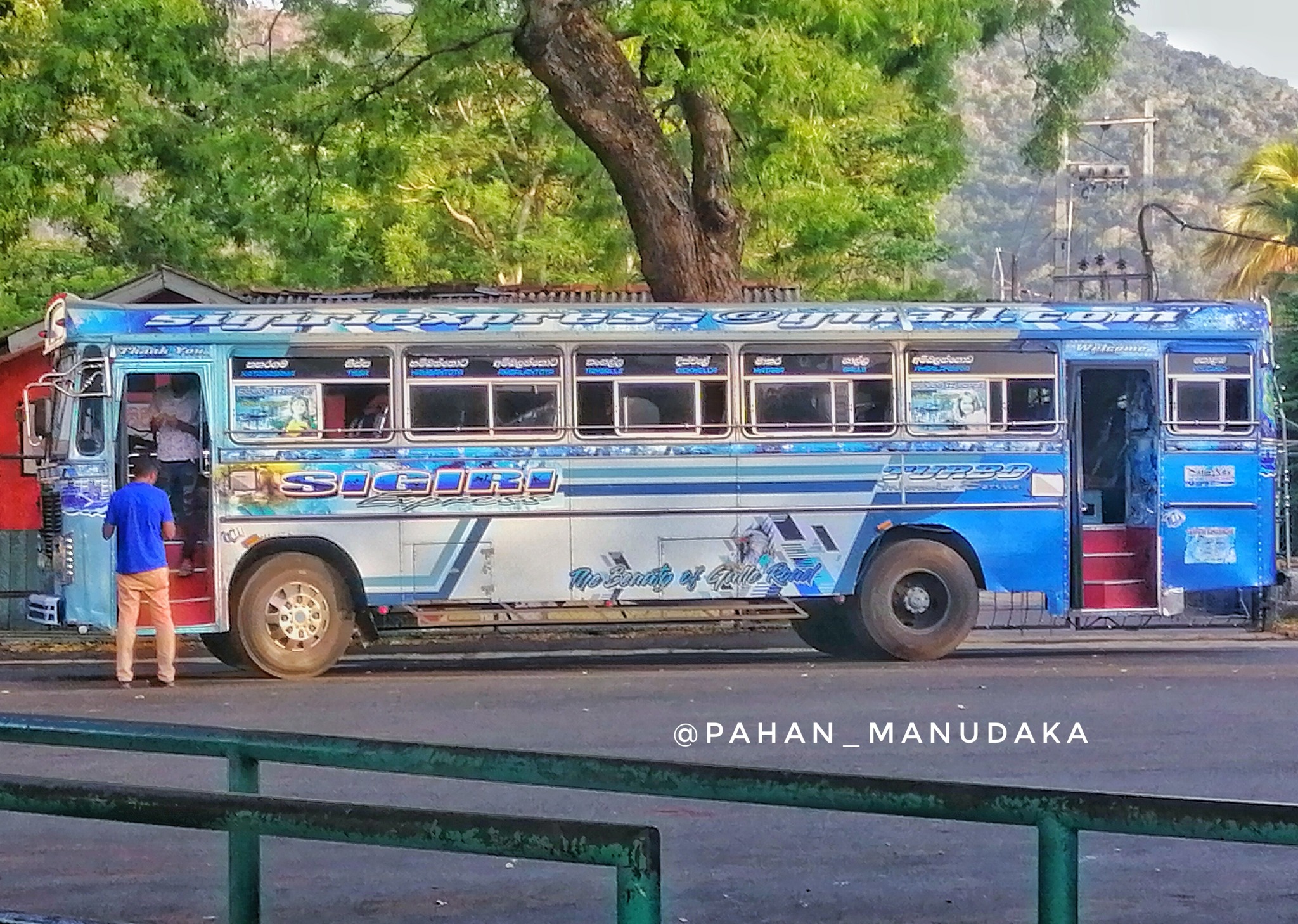 Bus A Part of Journey 🇱🇰 | වාණිජ නගරයෙන් කදසුරිදු අඩවියට ඇවිත් විවේක ...