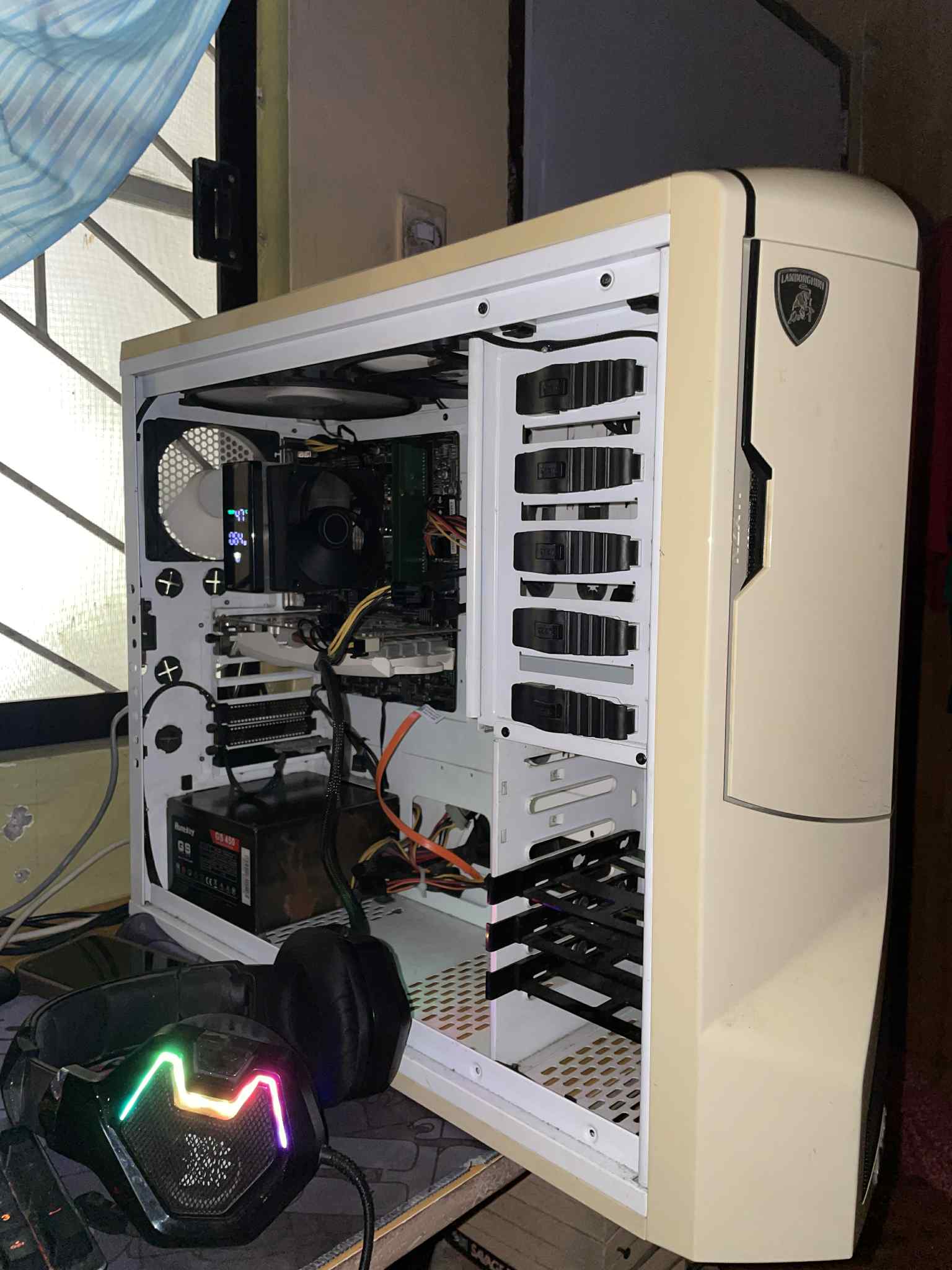 i7 9700k 16GB RAM H310M PRO-VDH PLUS (no backplate) YGT CPU COOLER
