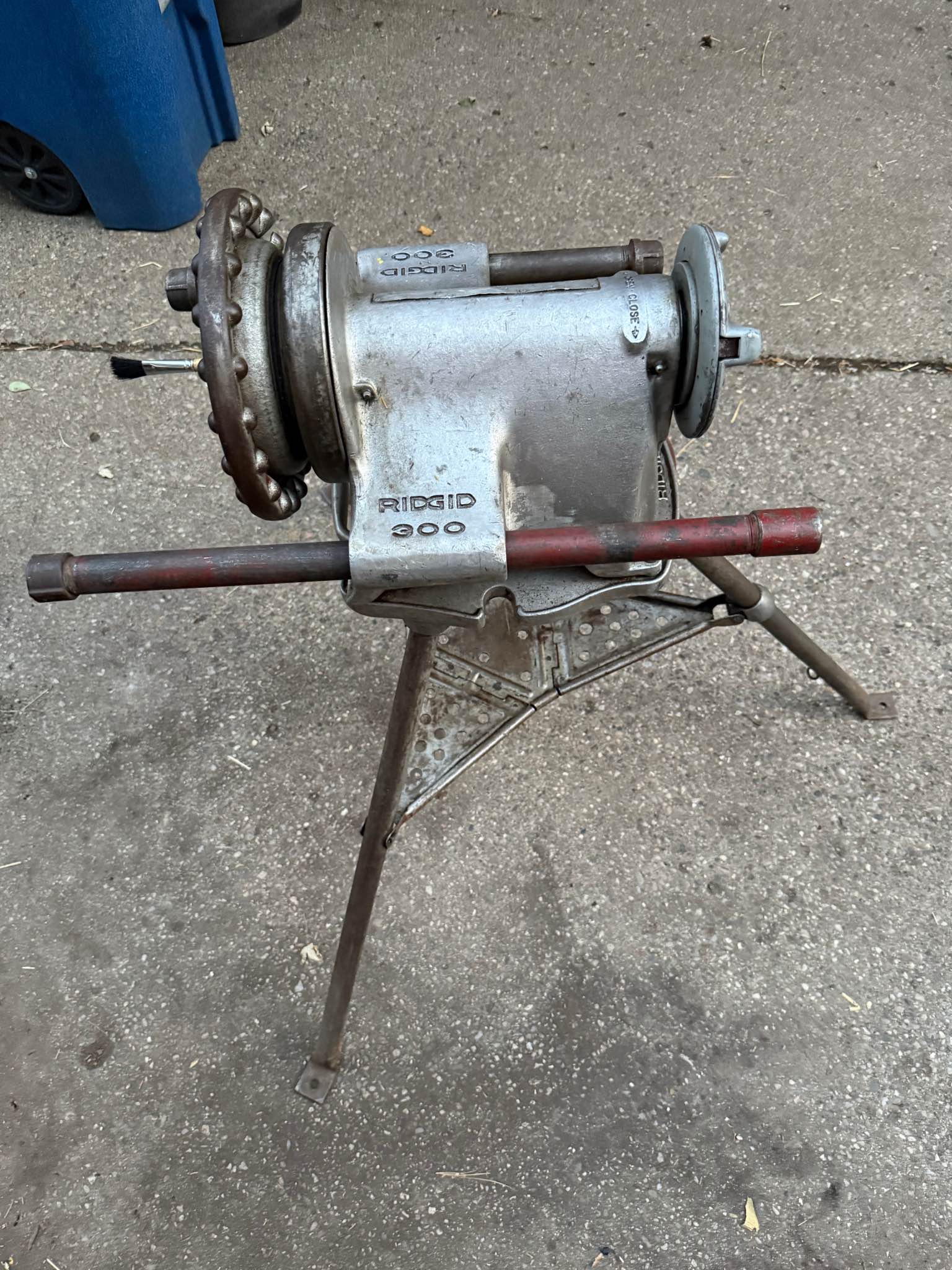 Pipe Threader (Rigid 300) - Air Tools - Detroit, Michigan | Facebook ...