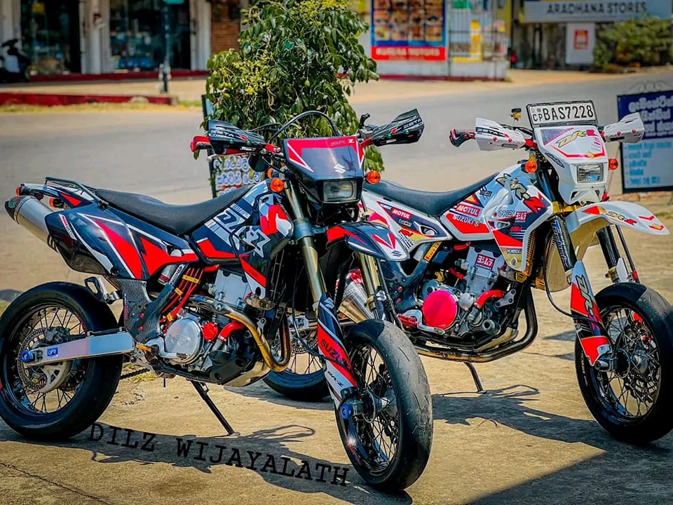 TRACKER & DRZ පිස්සුව | Facebook