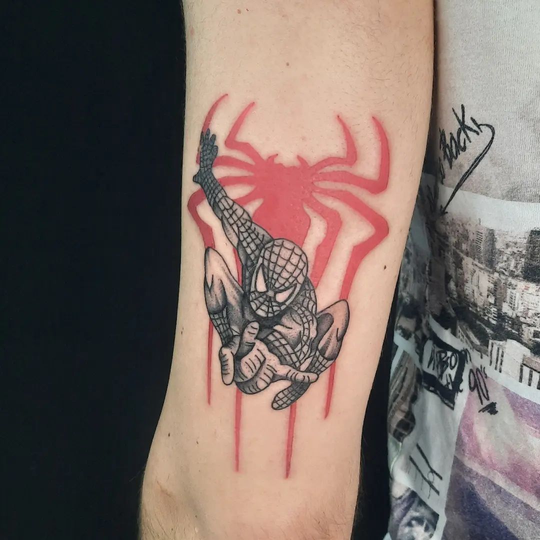Spiderman 🕷🕸... The Reborn Tattoo & Piercing Shop
