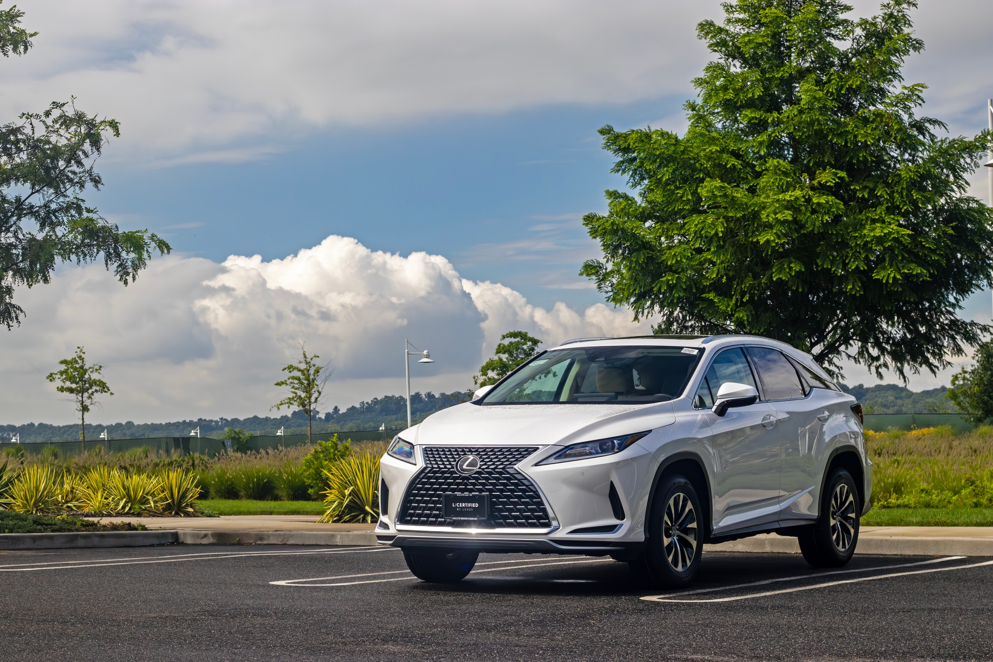 Rallye Lexus - The #LexusRX350 offers extraordinary... | Facebook