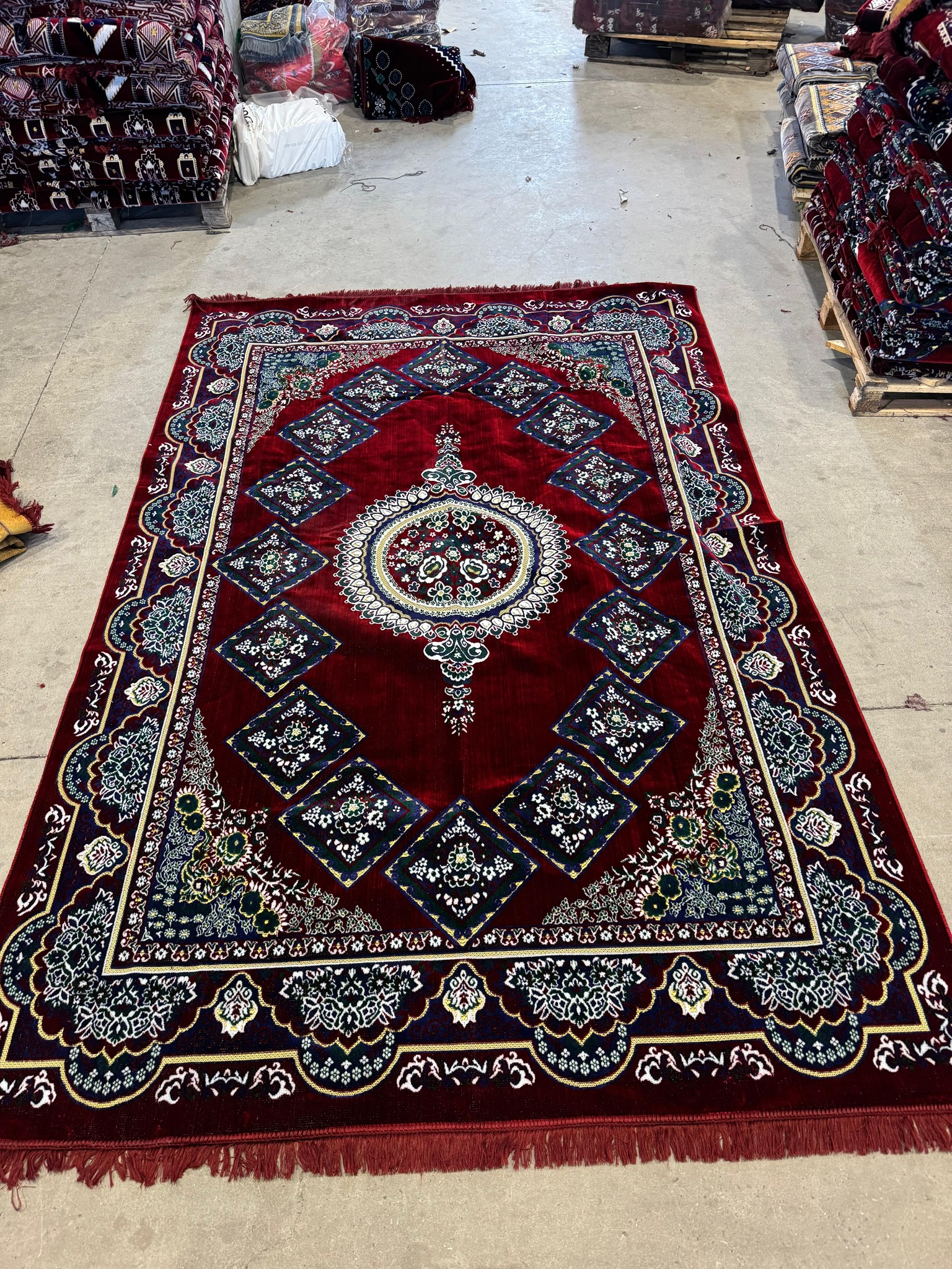 ZK Carpets لكافة انواع السجاد | Istanbul