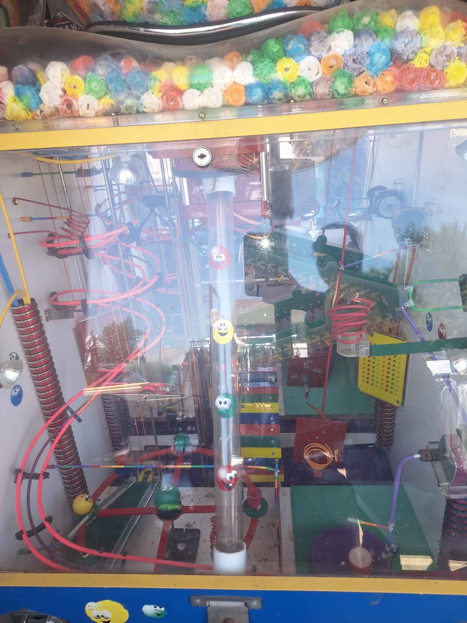 Arcade Gumball Machine - Slot Machines - Nixa, Missouri | Facebook ...