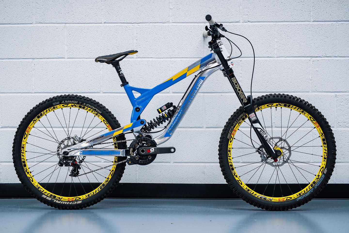 A very special machine. This Nukeproof Pulse that @samhill13 took