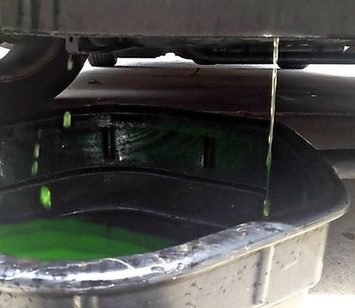 Cenla - 🔥 SUMMER HEAT VS. YOUR ENGINE: The Coolant Countdown Begins! 🧊 ...