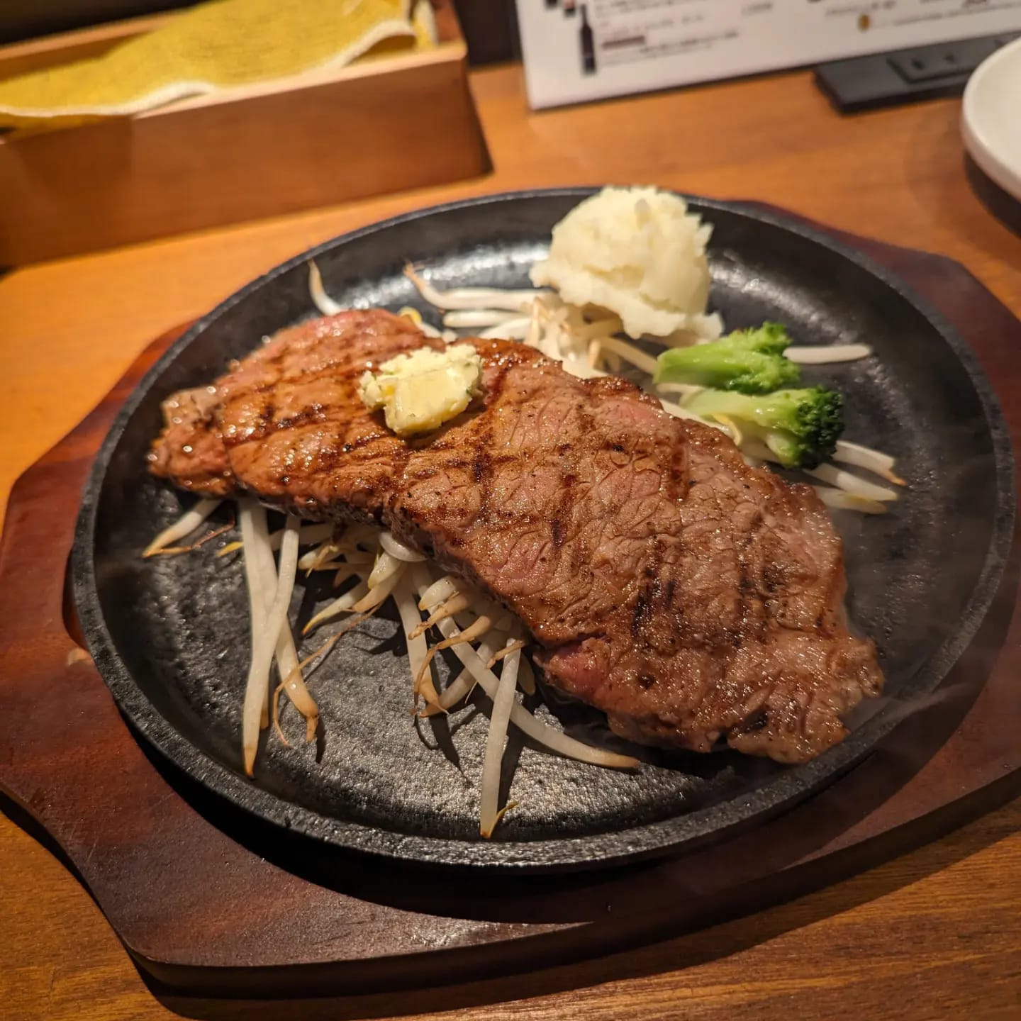〆ステーキジマジローがオープンしましたので行って来ました