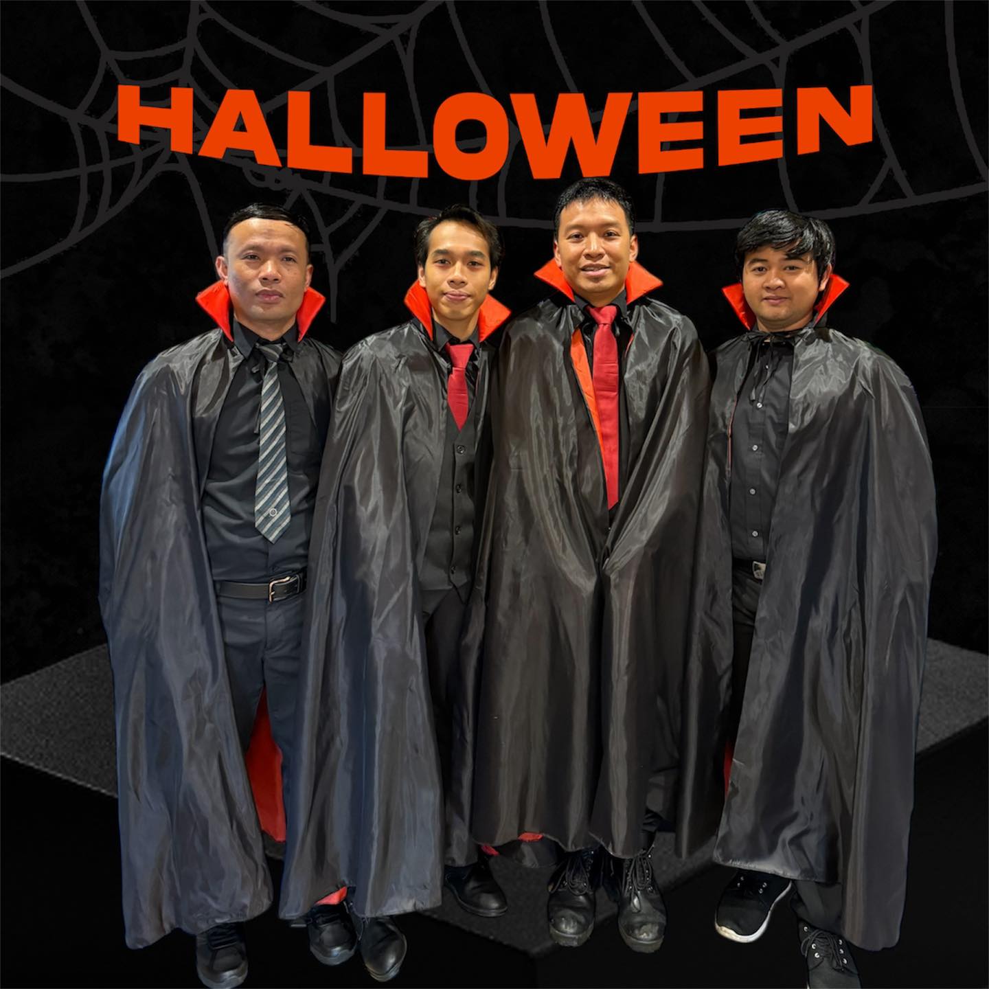 ✨️micia luxury ✨️ハロウィン  壁紙  イベント 写真撮影 スタジオ Boo! 🎃️👻 We're ready for some spooky fun! Come on over and