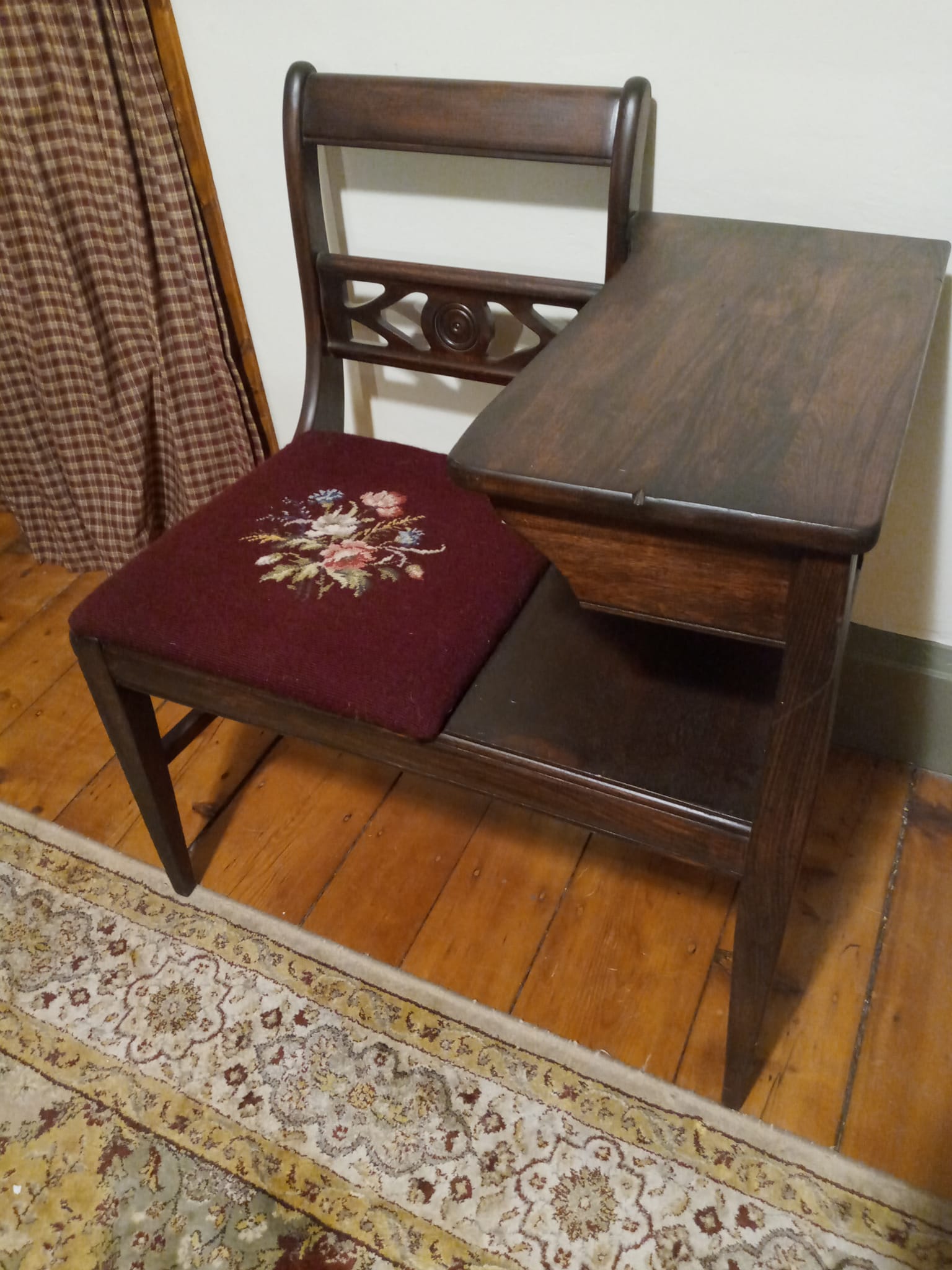 Restoration of a Vintage Telephone Bench with Tapestry Seat