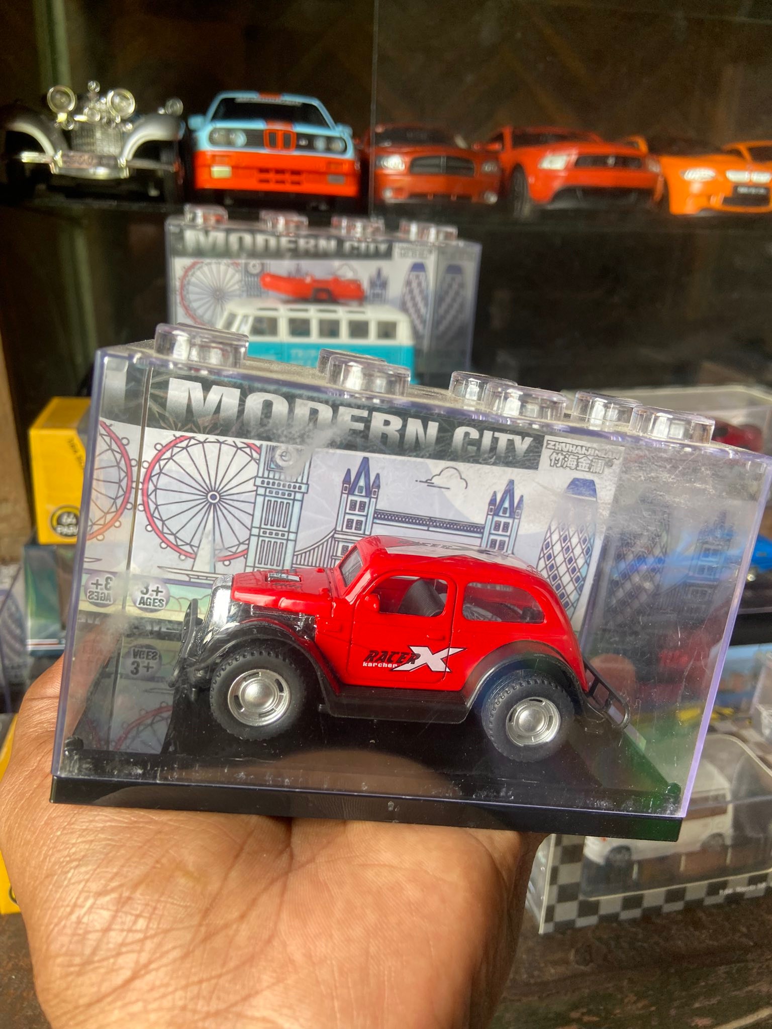 1:43 Old Classic Diecast Car Parking New Instock Metal Body/Tyre