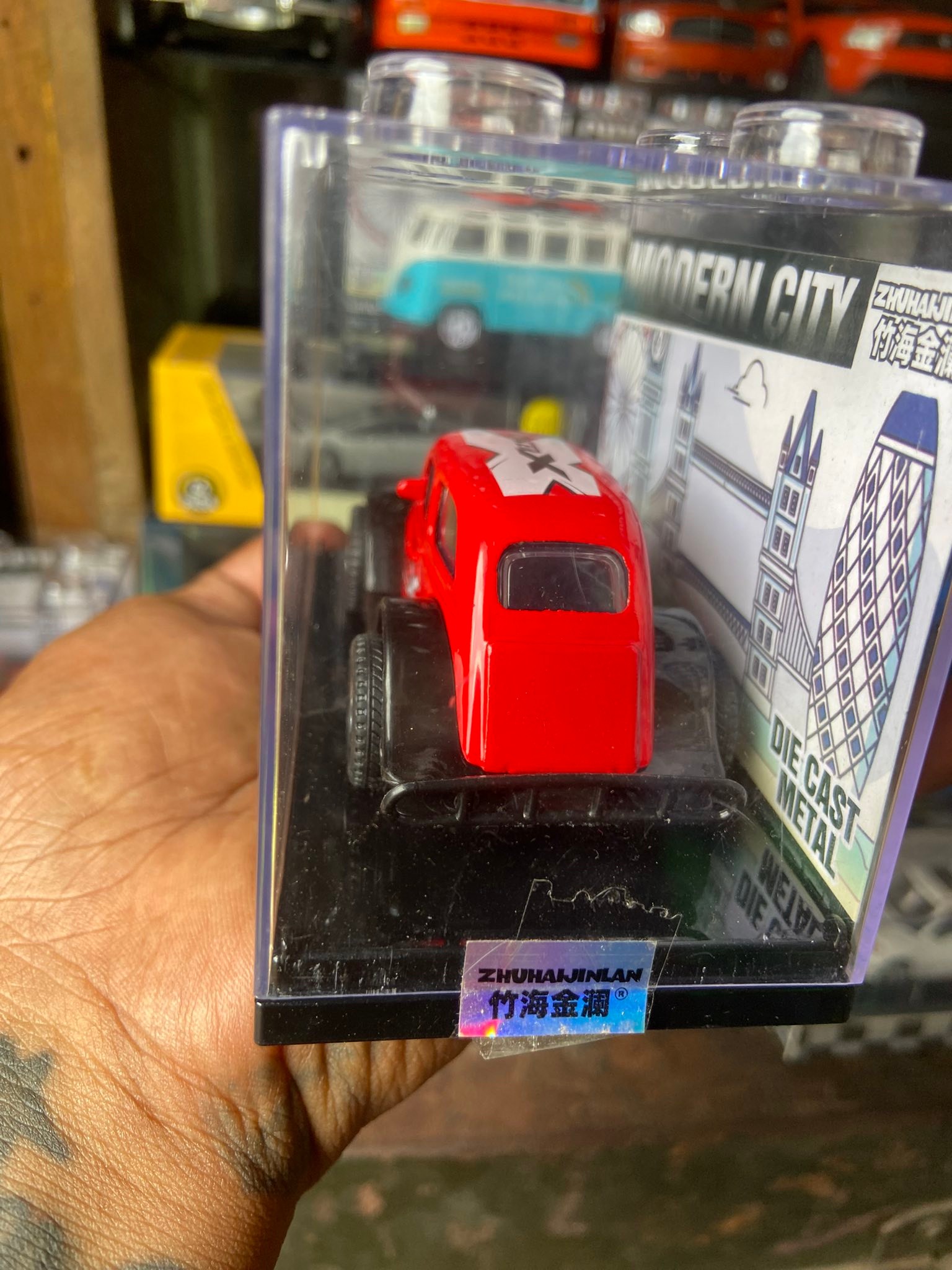 1:43 Old Classic Diecast Car Parking New Instock Metal Body/Tyre