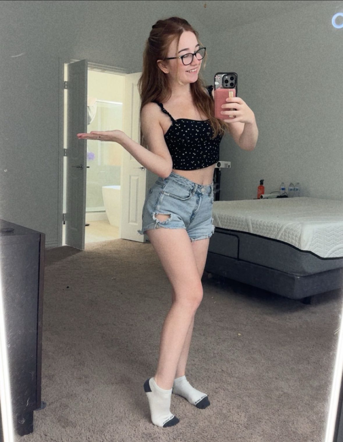Lyssaurora Who's Ready for the LAST Hang Out of June? We're a Week