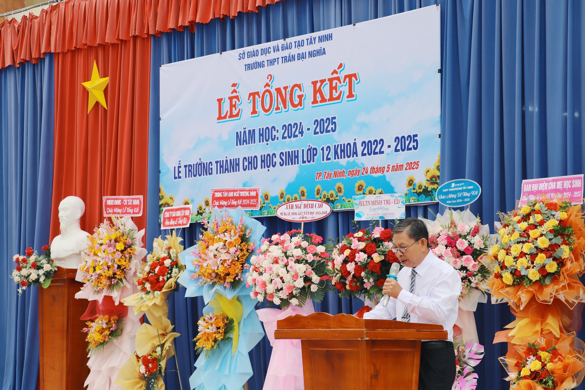 Trường THPT Trần Đại Nghĩa Tây Ninh - Đồng chí Lê Thị Minh Thùy - BT ...