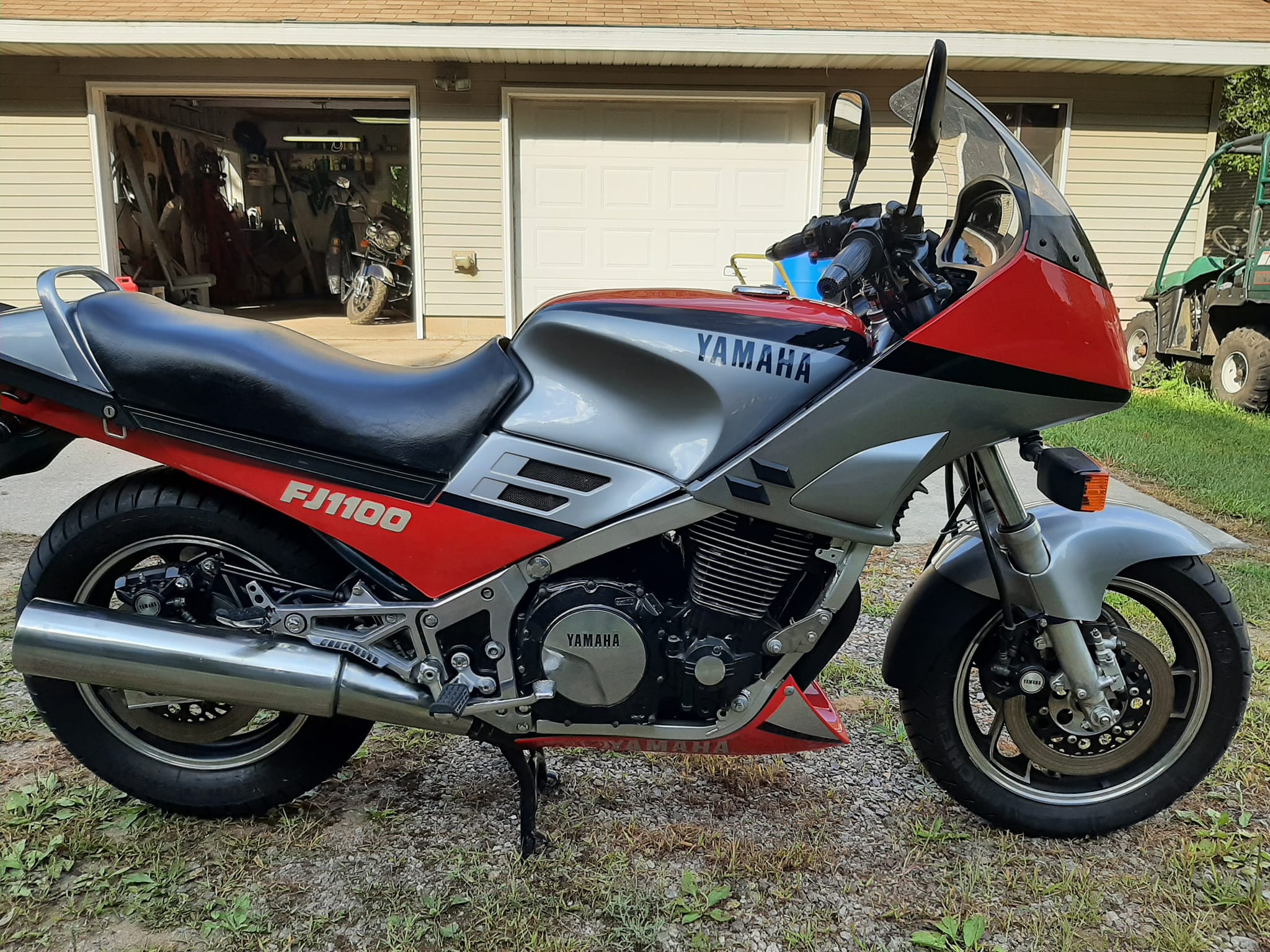 Étrier De Frein Avant Gauche Yamaha FJ1100 1984 - Pièce D'origine, Occasion En Bon état